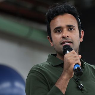 Exclusive: Ramaswamy doubles down on explosive ad featuring rival's mother, despite backlash