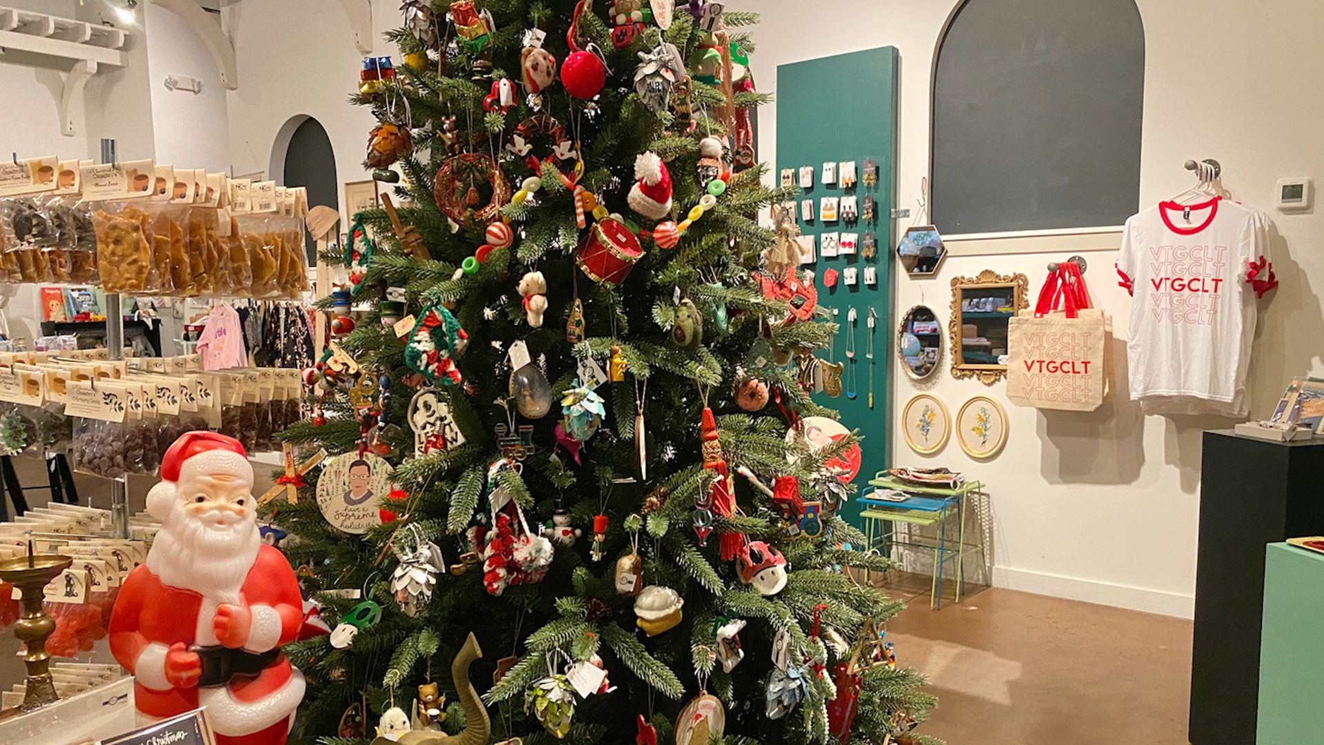 VTGCLT Holiday Pop-Up Store