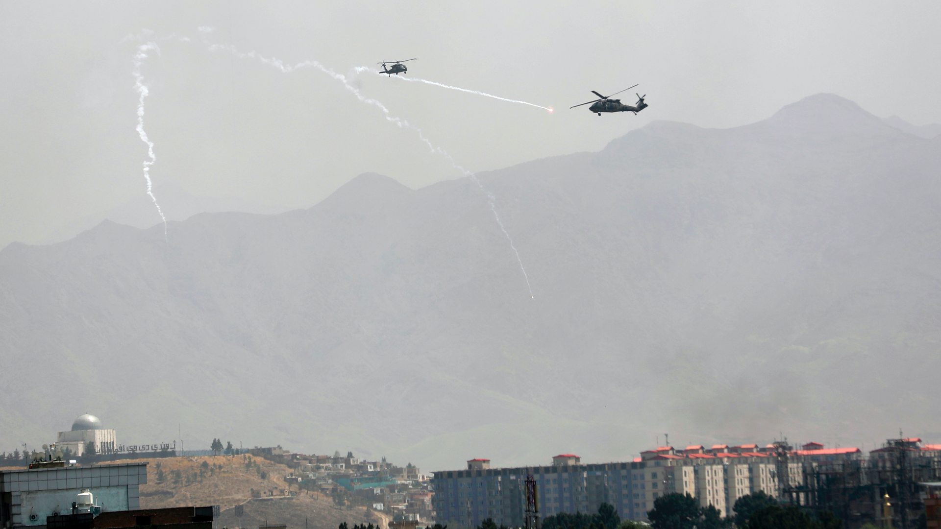 Anti-missile decoy flares deploy over Kabul