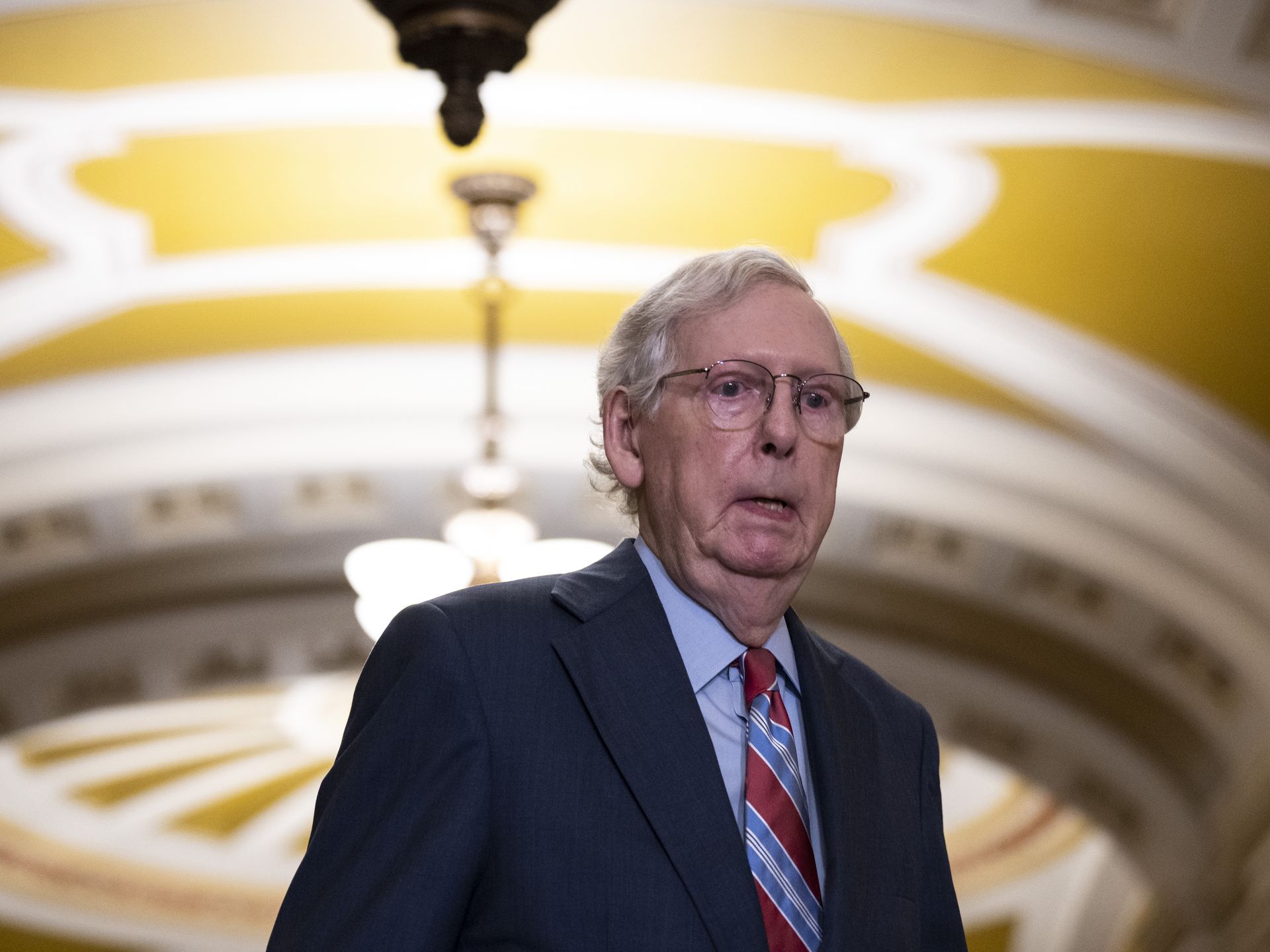 Mitch McConnell freezes up during news conference for 2nd time this summer