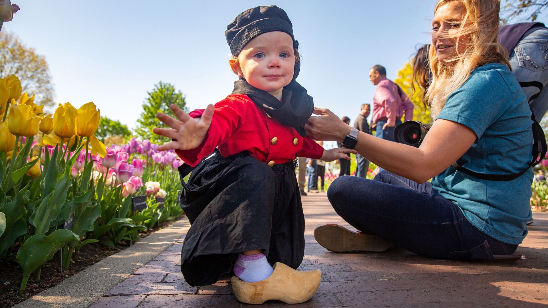 Baby at Pella Tulip Time