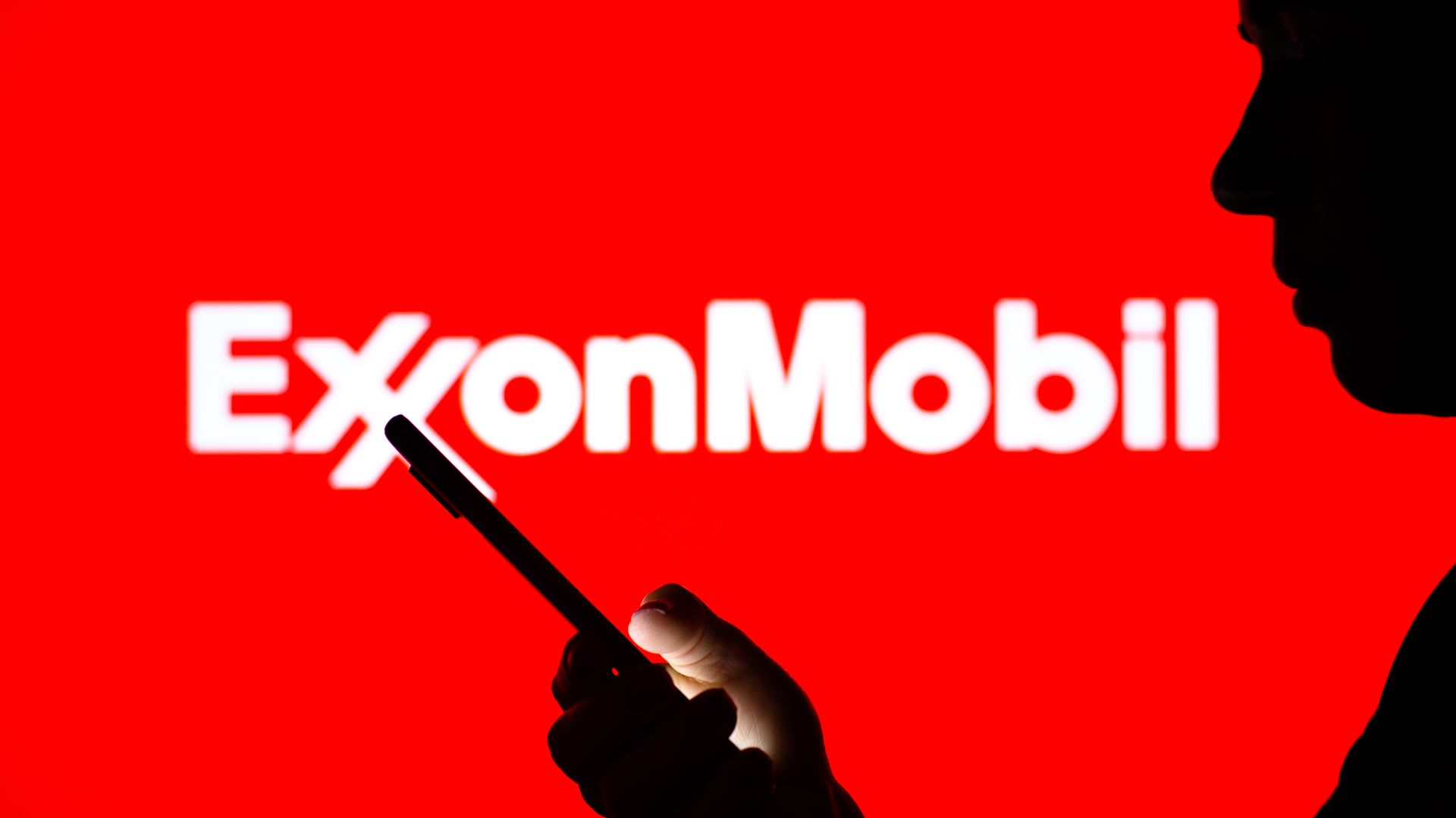Image of the Exxon logo
