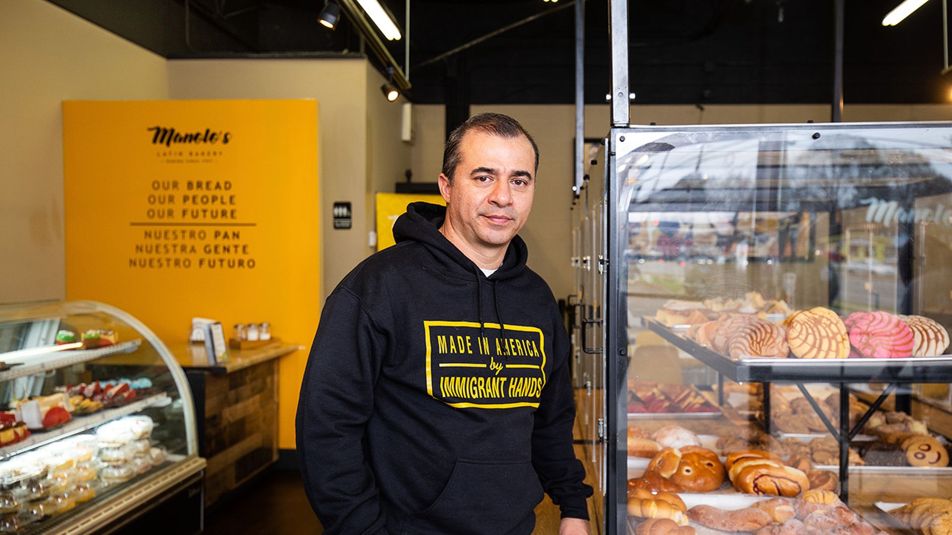 Manolo Betancur Manolo's Bakery