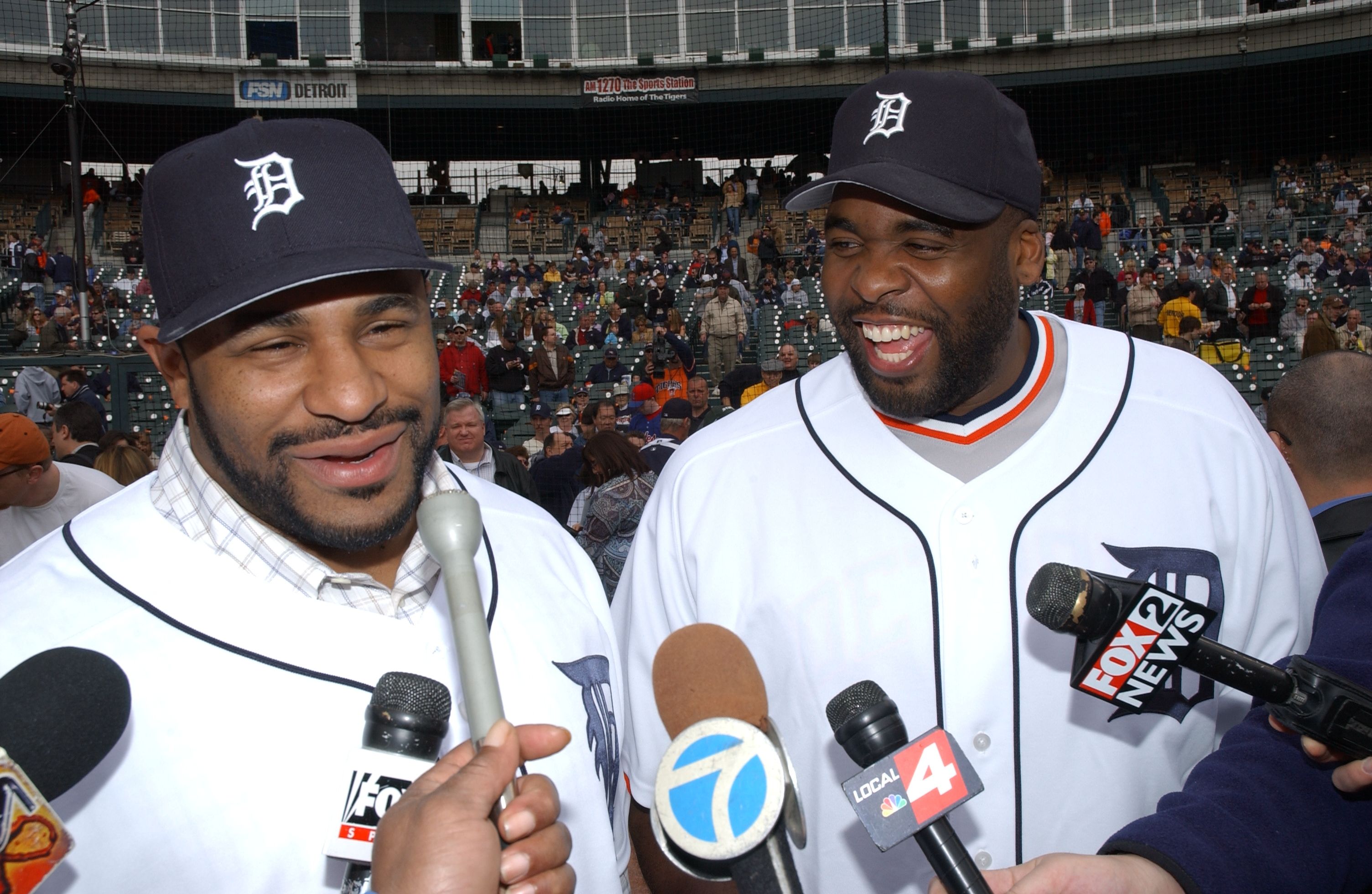  Pittsburgh Steelers running back Jerome Bettis and Detroit Mayor Kwame Kilpatrick speak with reporters prior to the game between the Detroit Tigers and the Chicago White Sox at Comerica Park in Detroit, Michigan on April 10, 2006. The White Sox defeated the Tigers, 5-3. 