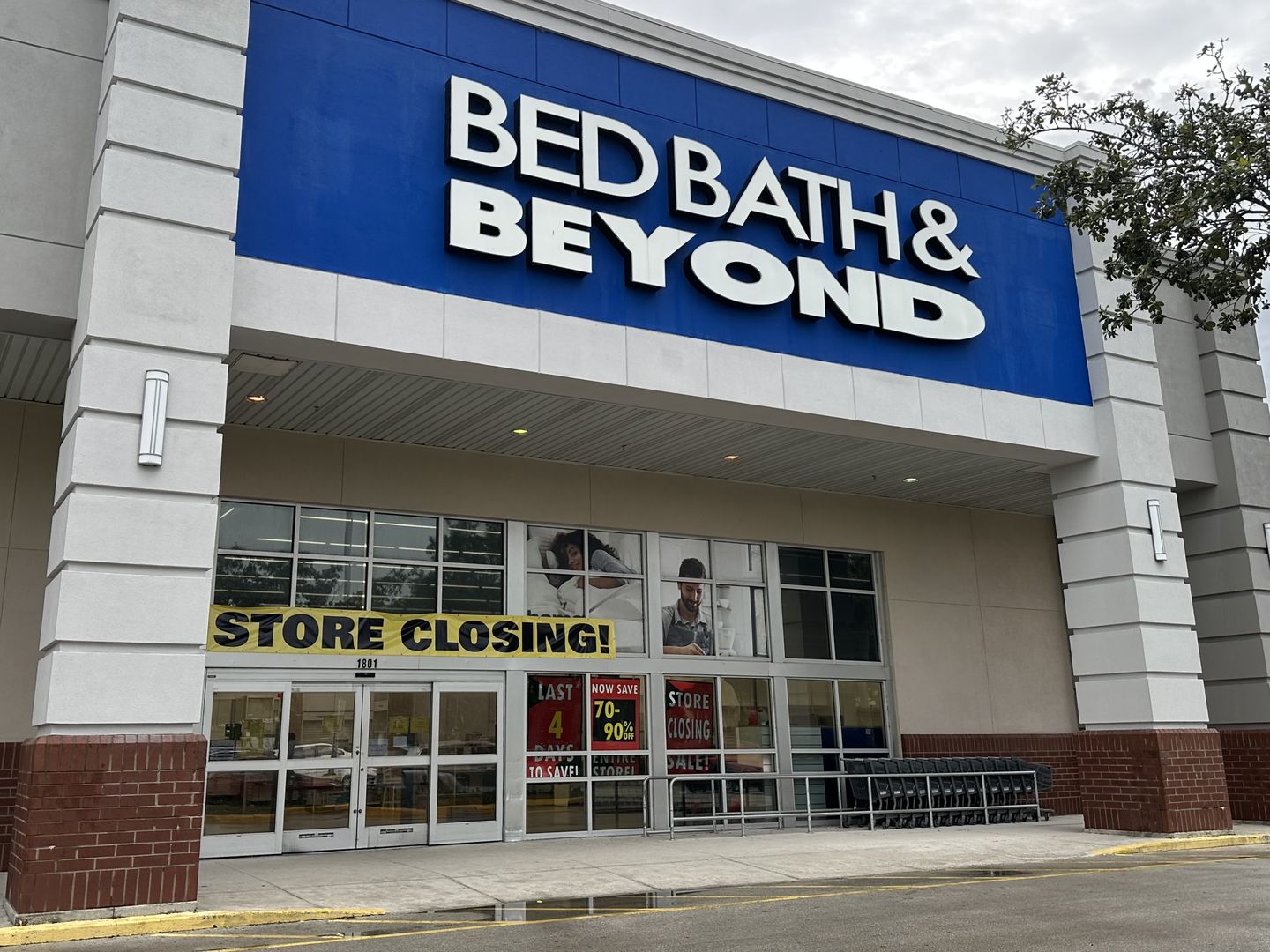 Bed Bath & Beyond Is Closing 200 Stores — A Full List of 40 Bed