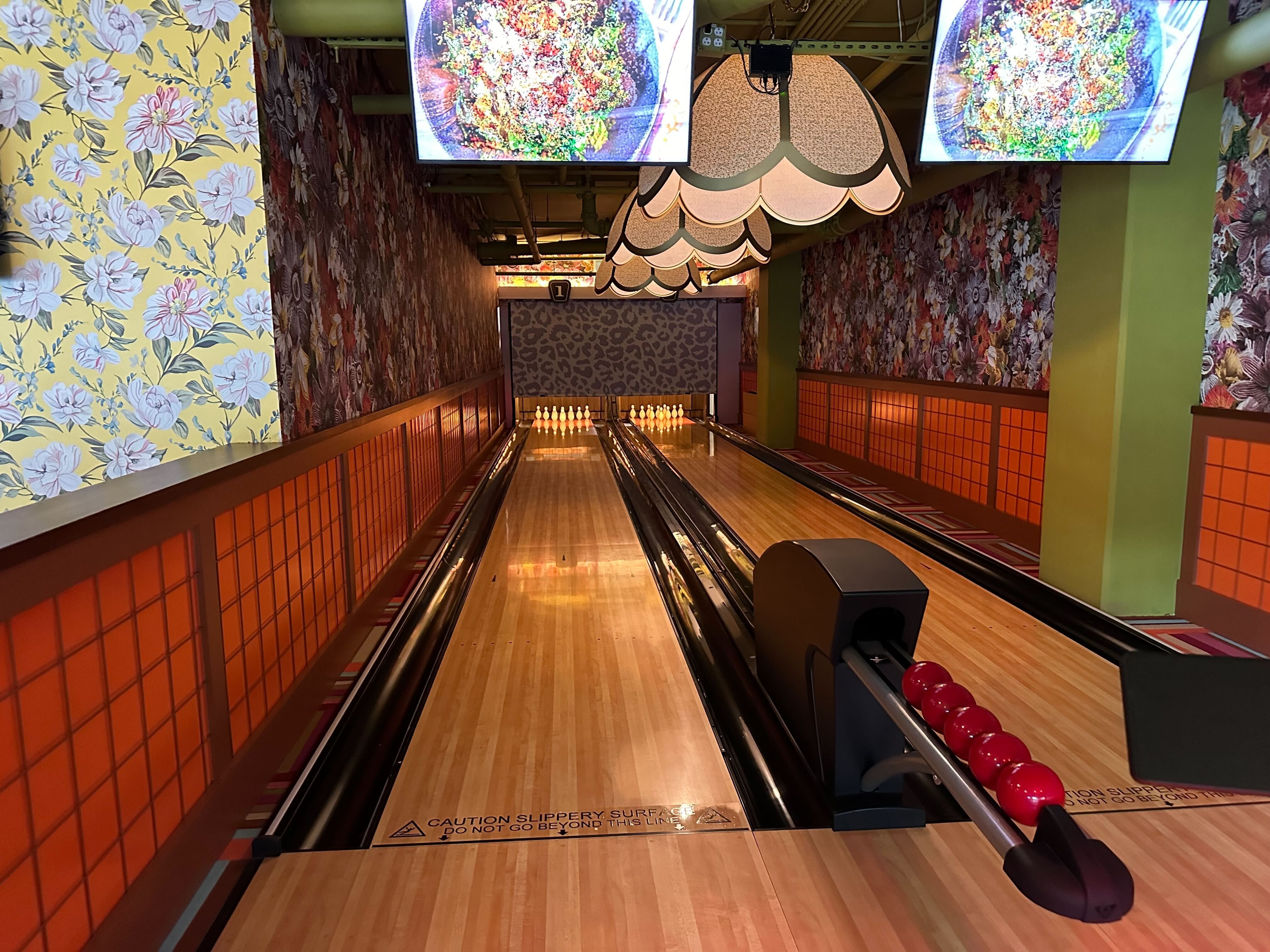 Jaguar Bolera opens in Raleigh with duckpin bowling and a Top Chefled