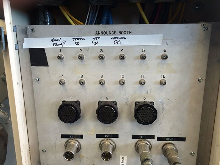 press-box-plugs-bank-of-america-stadium