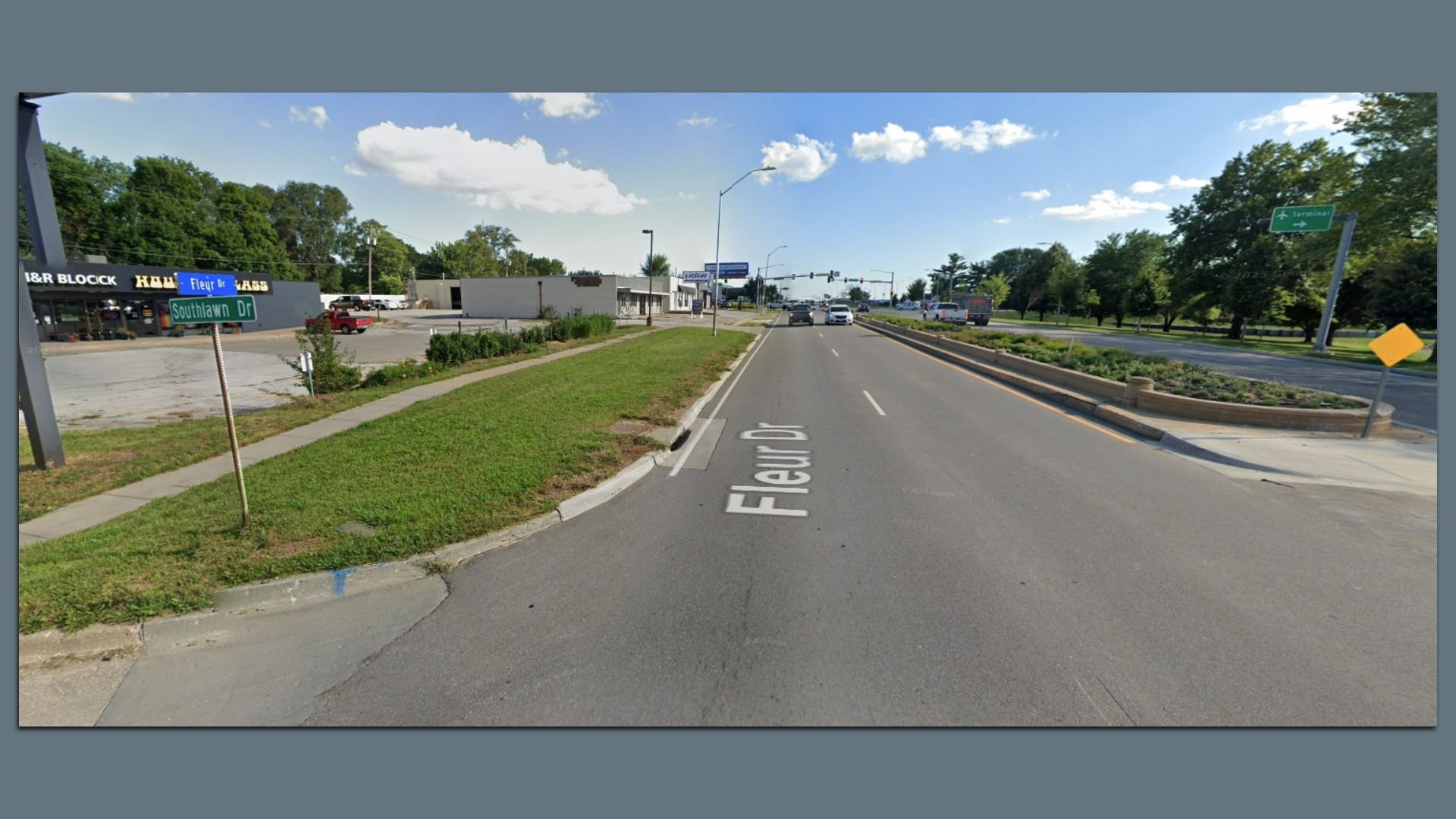 A photo of Fleur Drive in Des Moines.