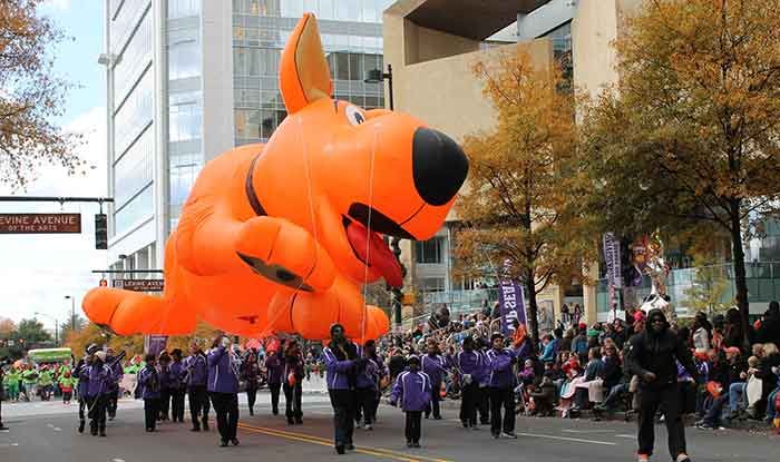 balloon-charlotte-uptown-thanksgiving-day-parade