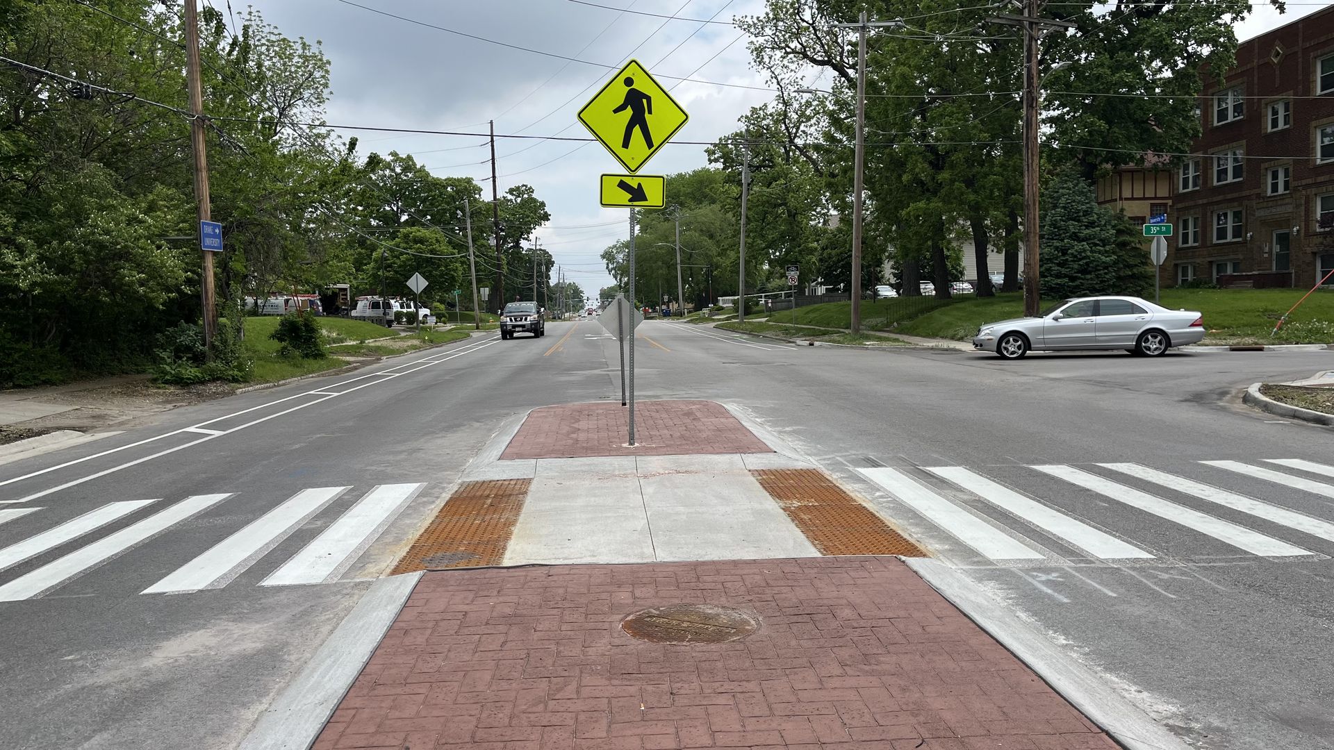 A crosswalk off University Avenue near 35th Street