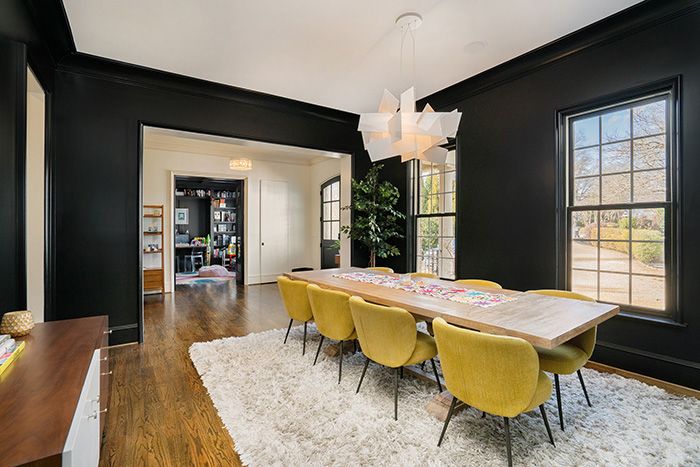 2927 Carmel Road dining room