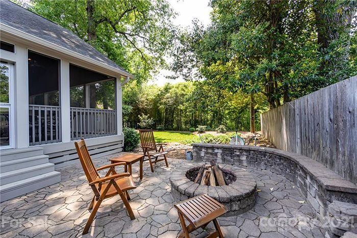 1622 JAMESTON DRIVE pit