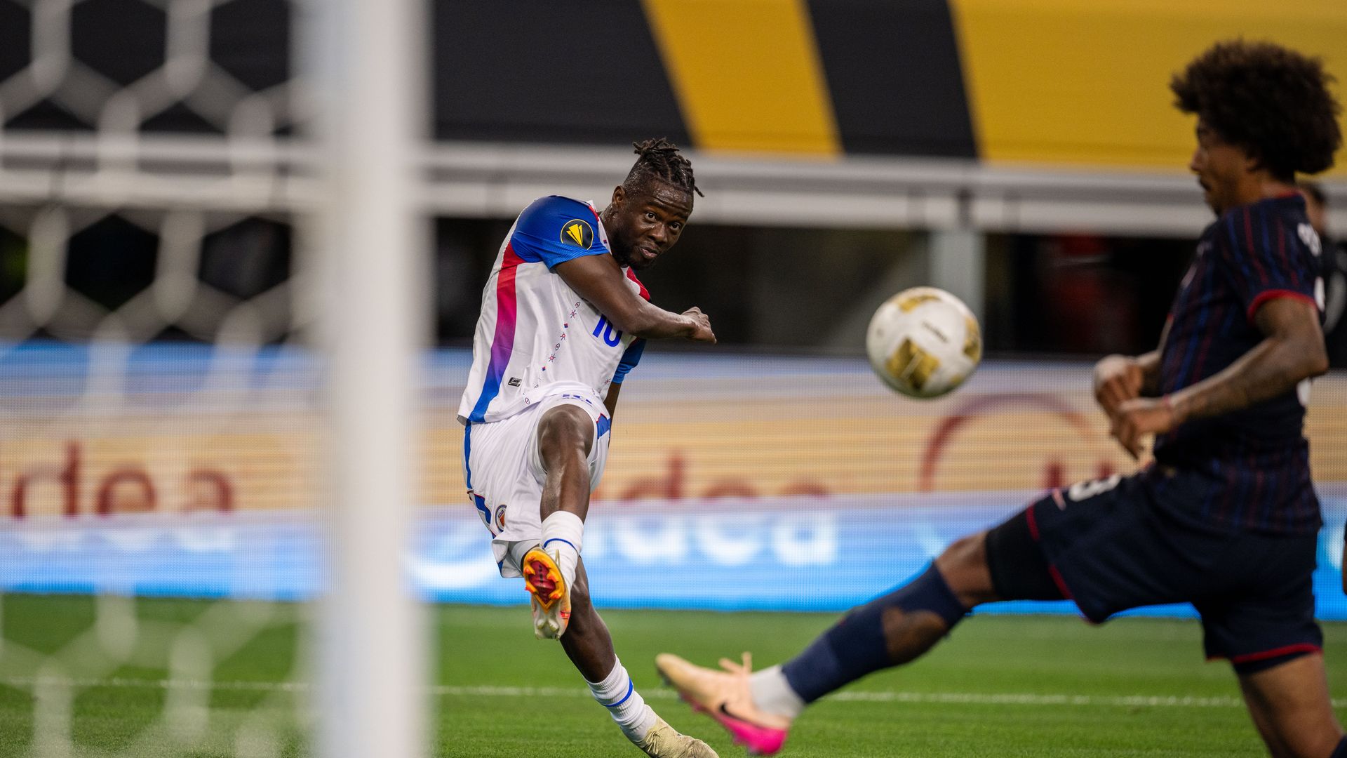 Louicius Don Deedson shoots to score during a match between Haiti and the U.S. on June 22, 2025; Photo: Sebastian Frej/Getty Images