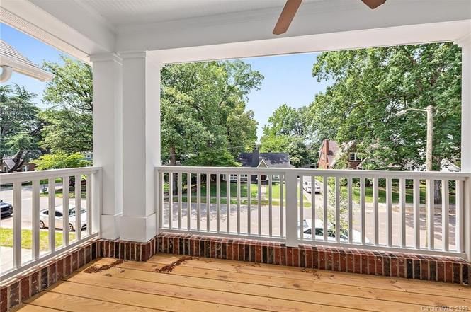 2145 Mcclintock Rd #212 deck