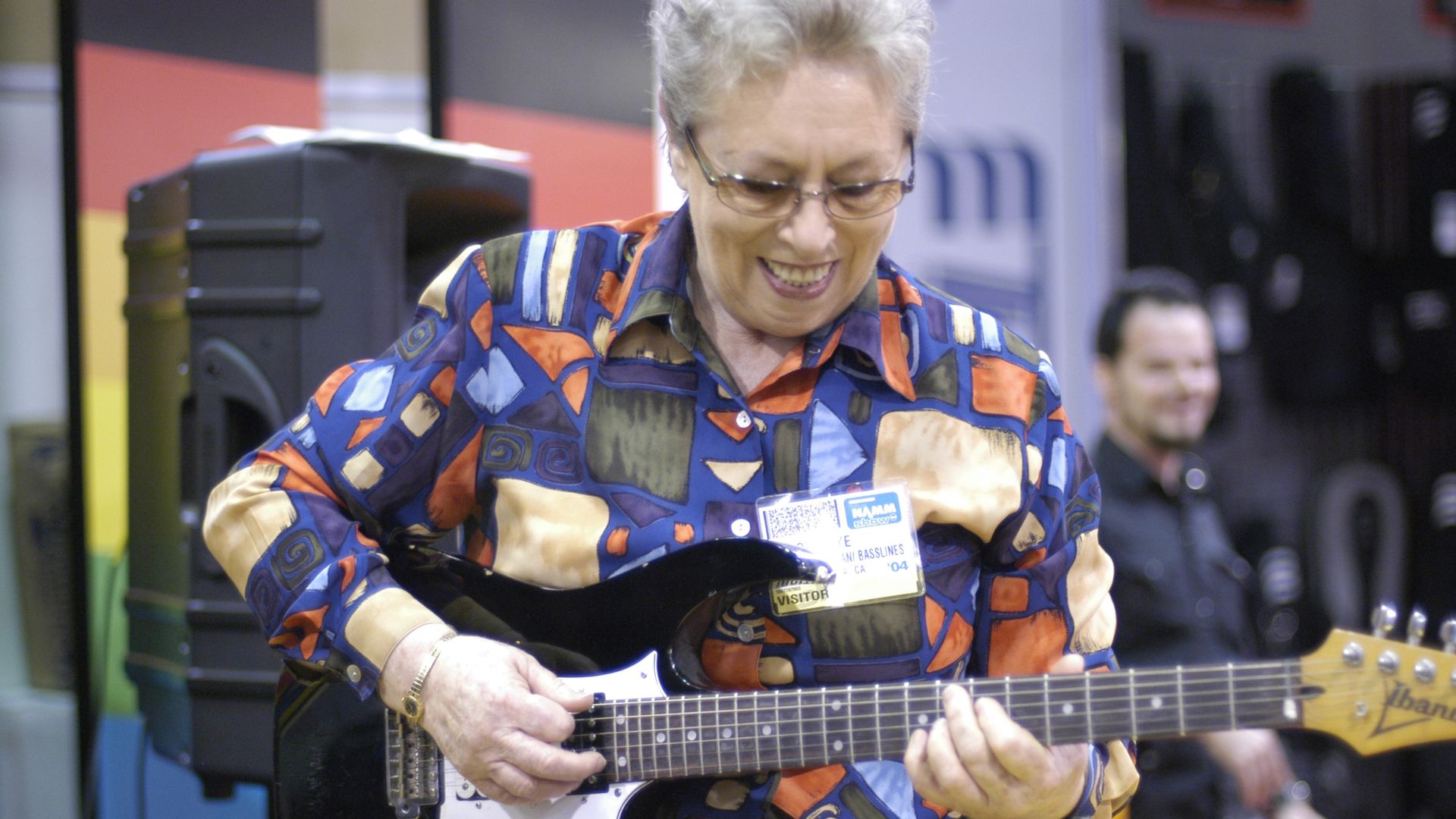 Carol Kaye performs at a convention.