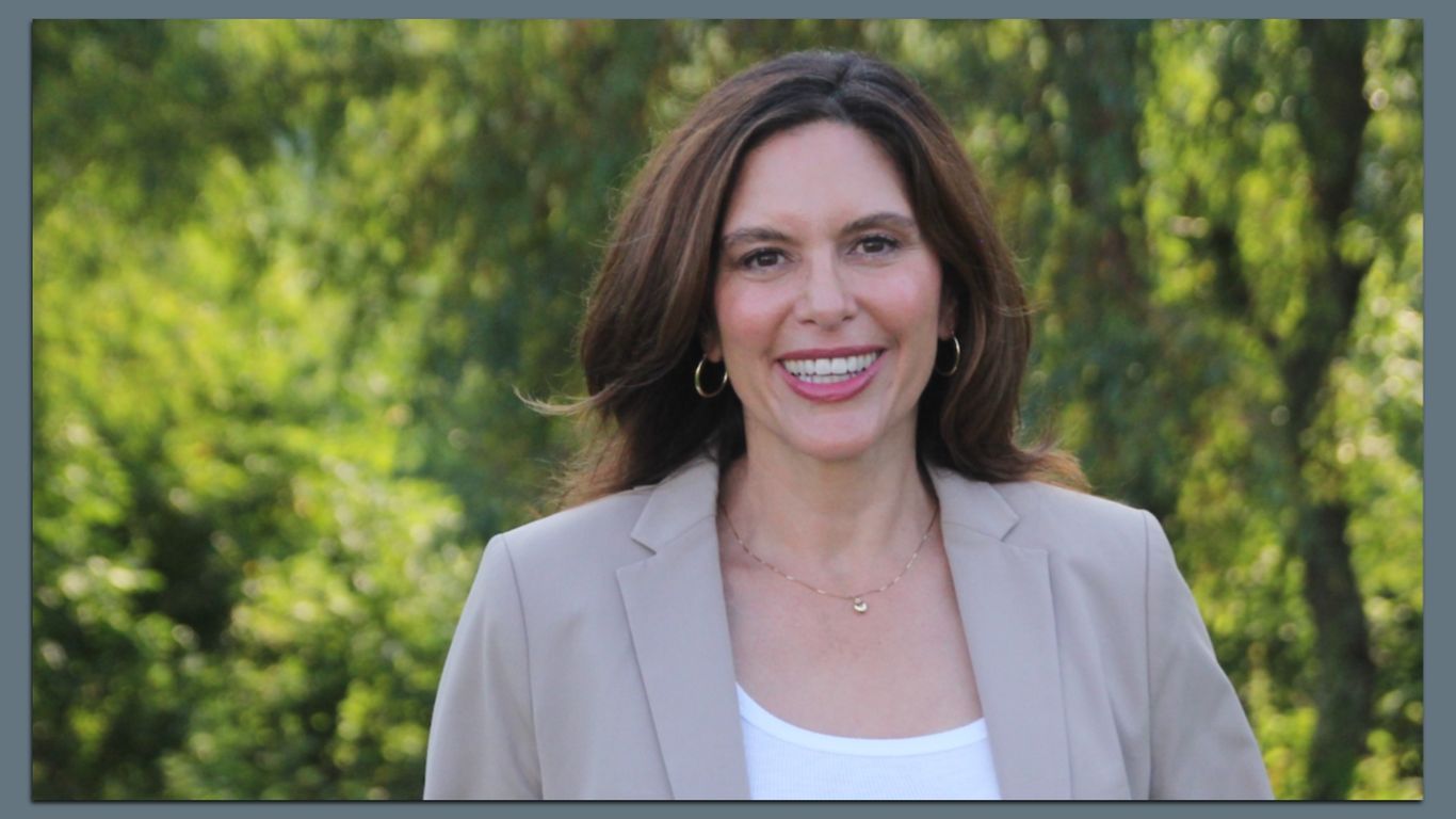Independent bets on data center issue in Senate race