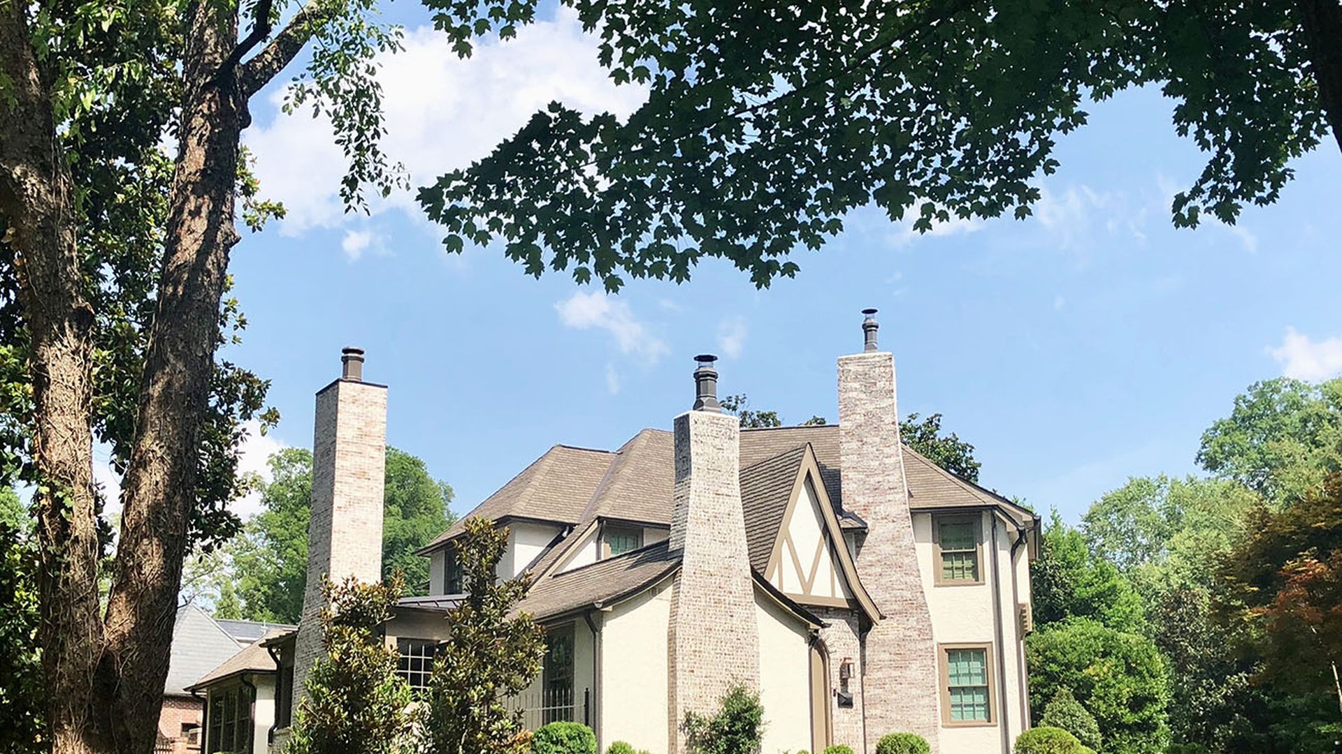 Home of the Year 2019 modern tudor concept header