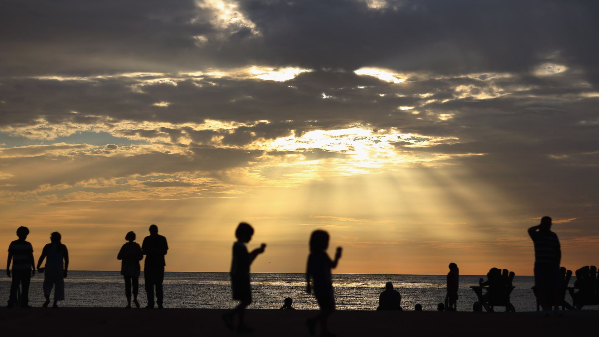 The sun starts its descent at St. Pete Beach. Photo: Joe Raedle/Getty Images