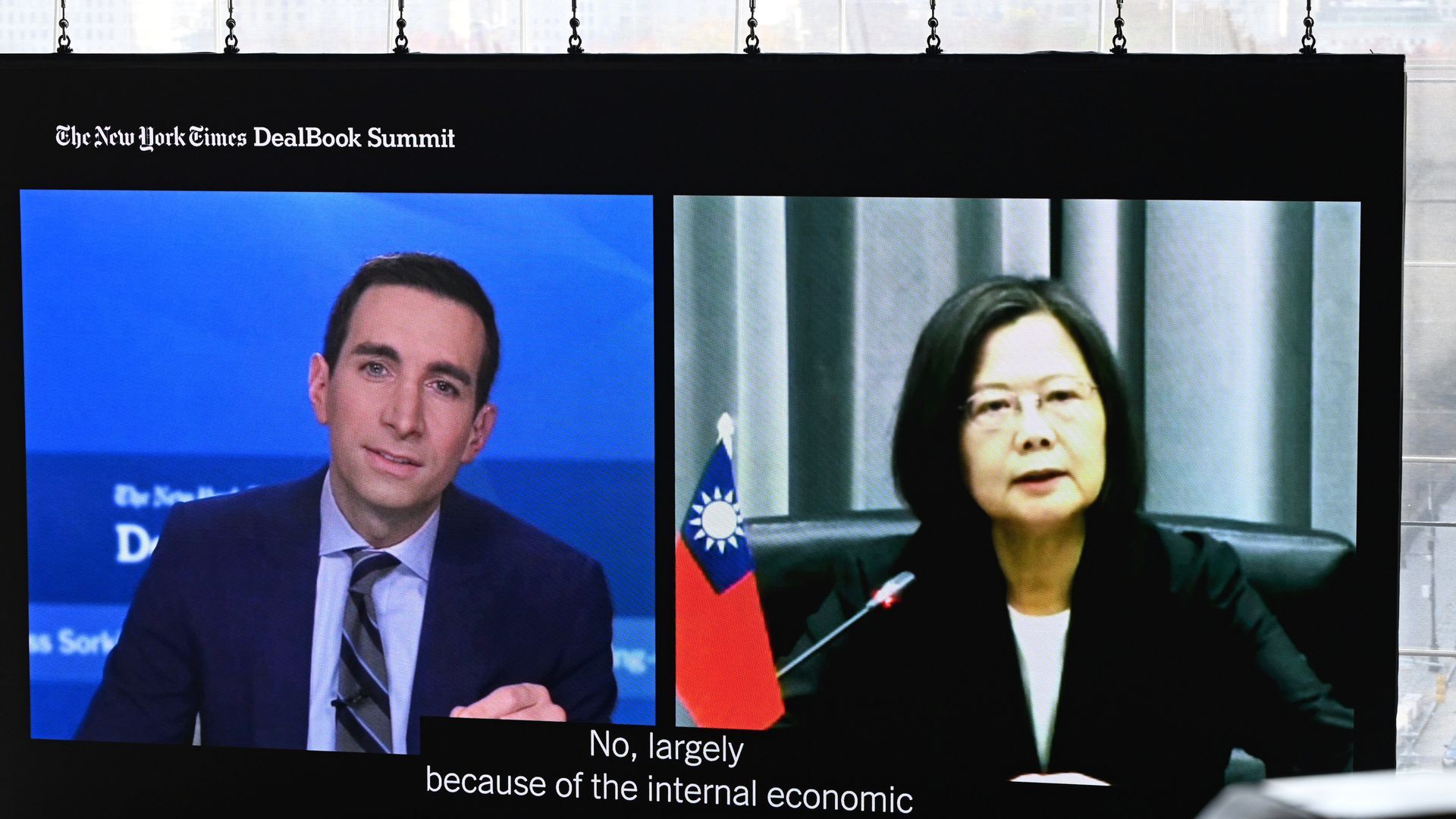 photo of a journalist, Andrew Ross Sorkin, and a woman, Taiwan's president Tsai Ing-wen, side by side in a virtual interview