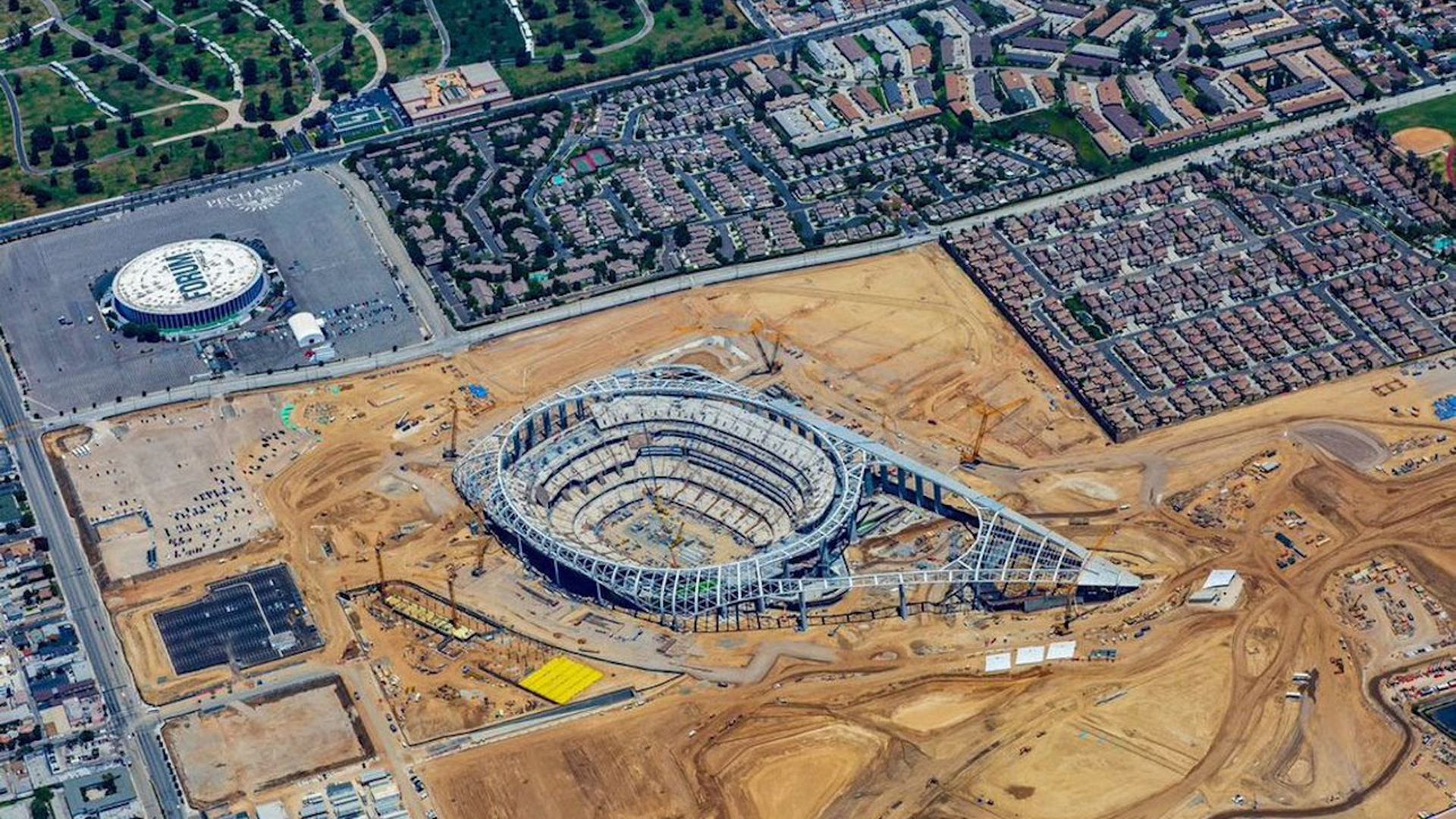 SoFi Stadium's 5 billion price tag makes it the NFL's…