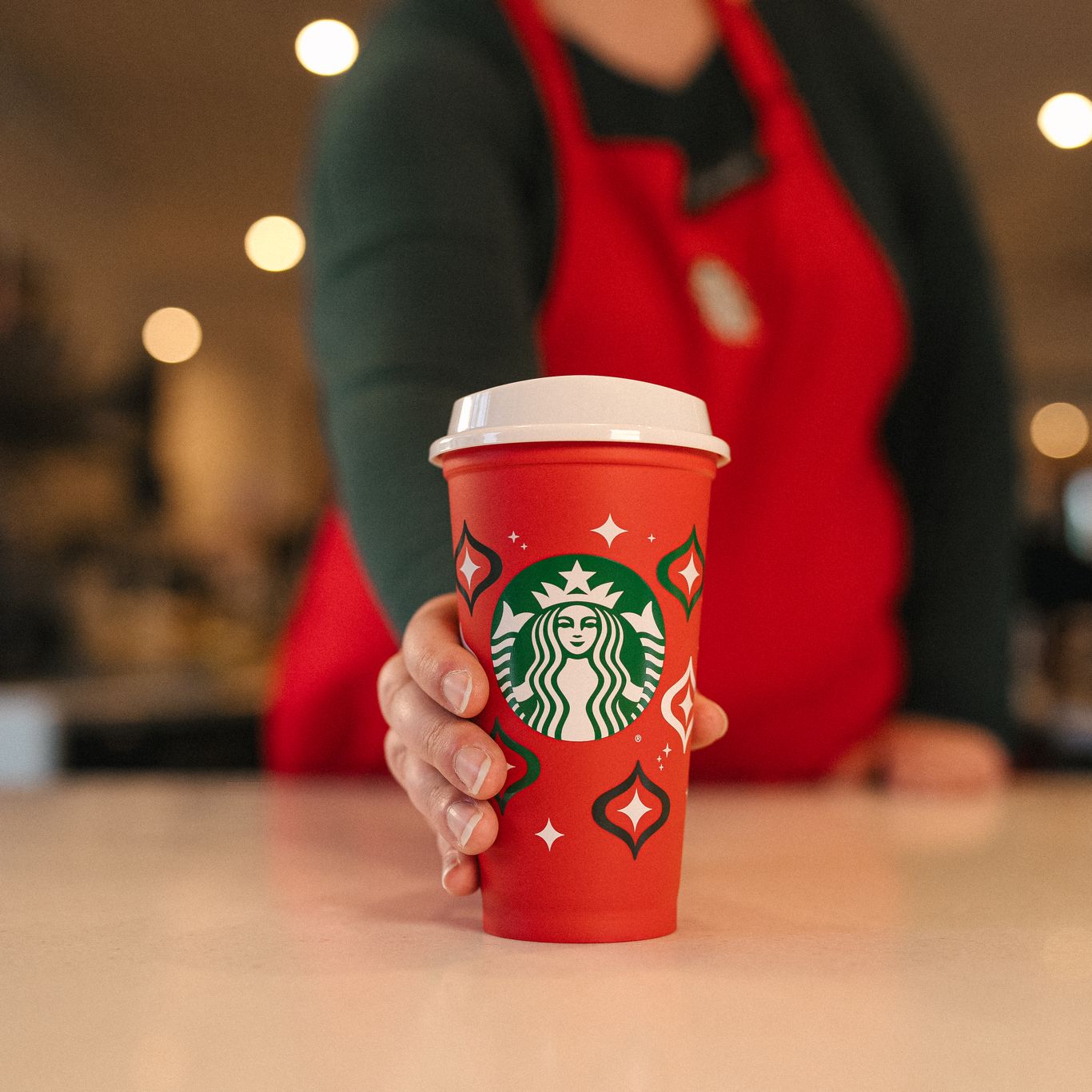 Starbucks workers take issue with new reusable cup policy