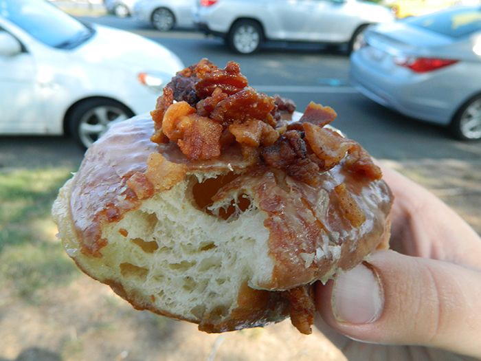 sugar-donut-truck-maple-bacon