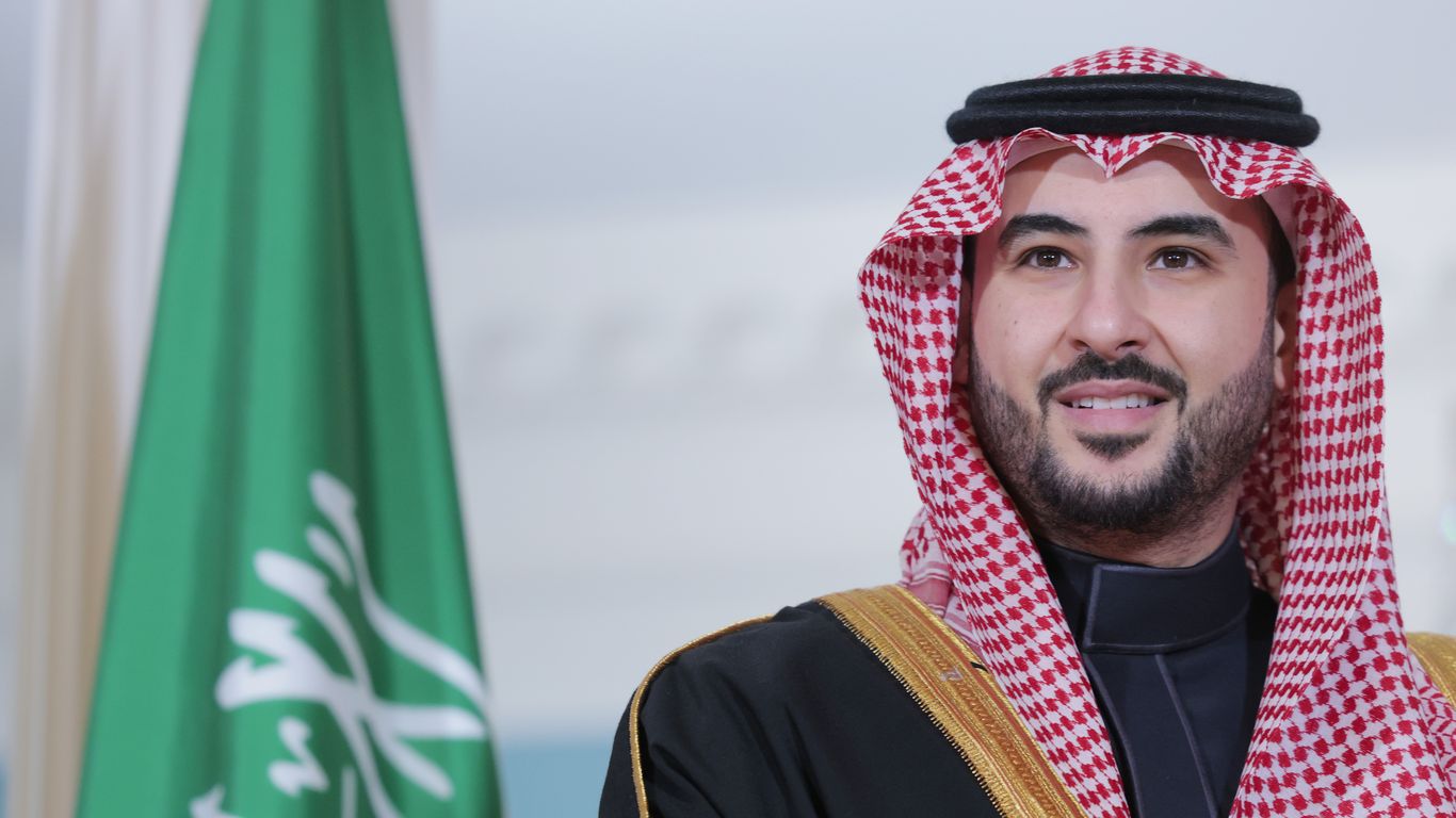 Saudi defense minister holds urgent meeting with Vance after Iraq strikes