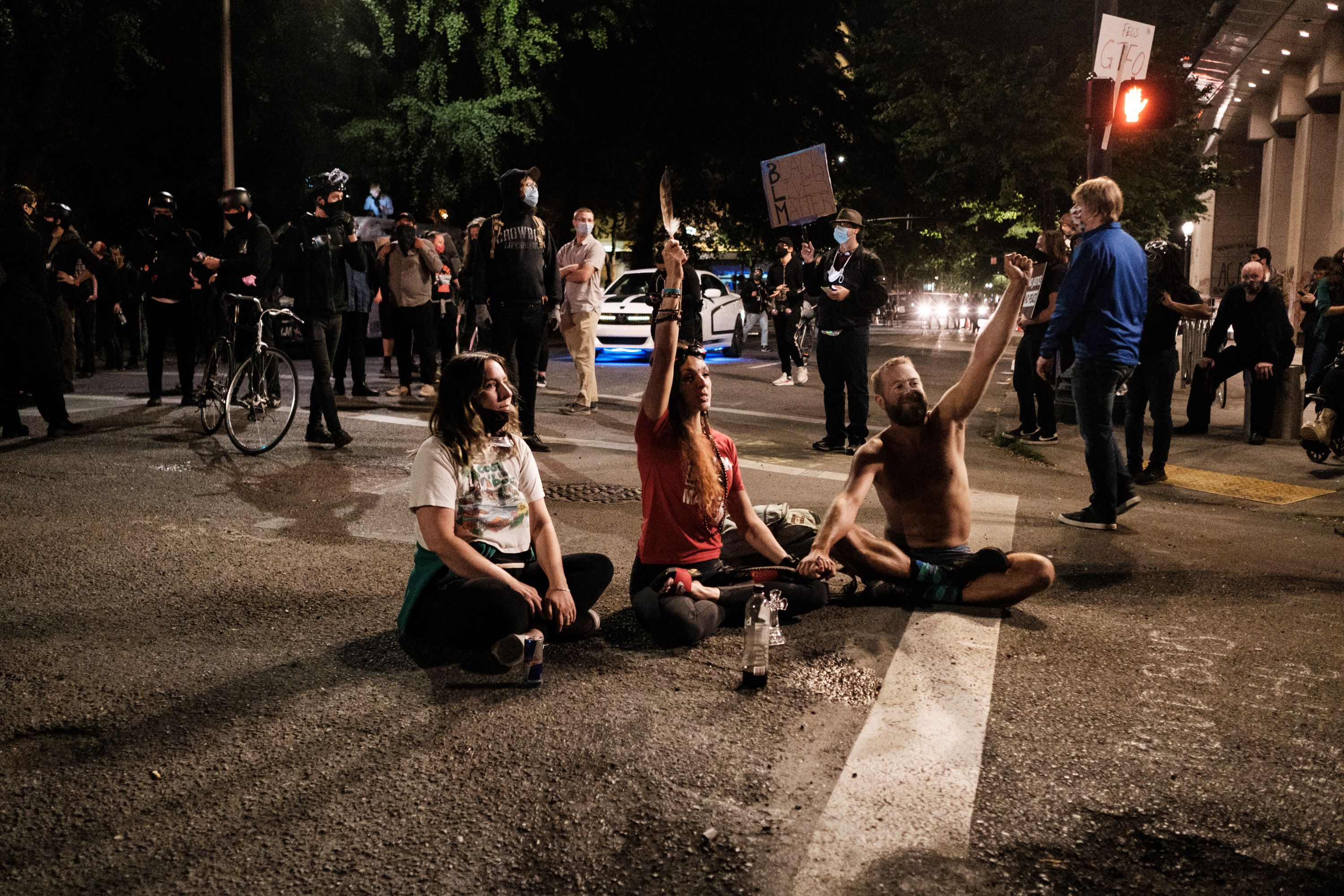 Protesters stationed outside the Multnomah County Justice Center. Photo: Mason Trinca/Getty Images