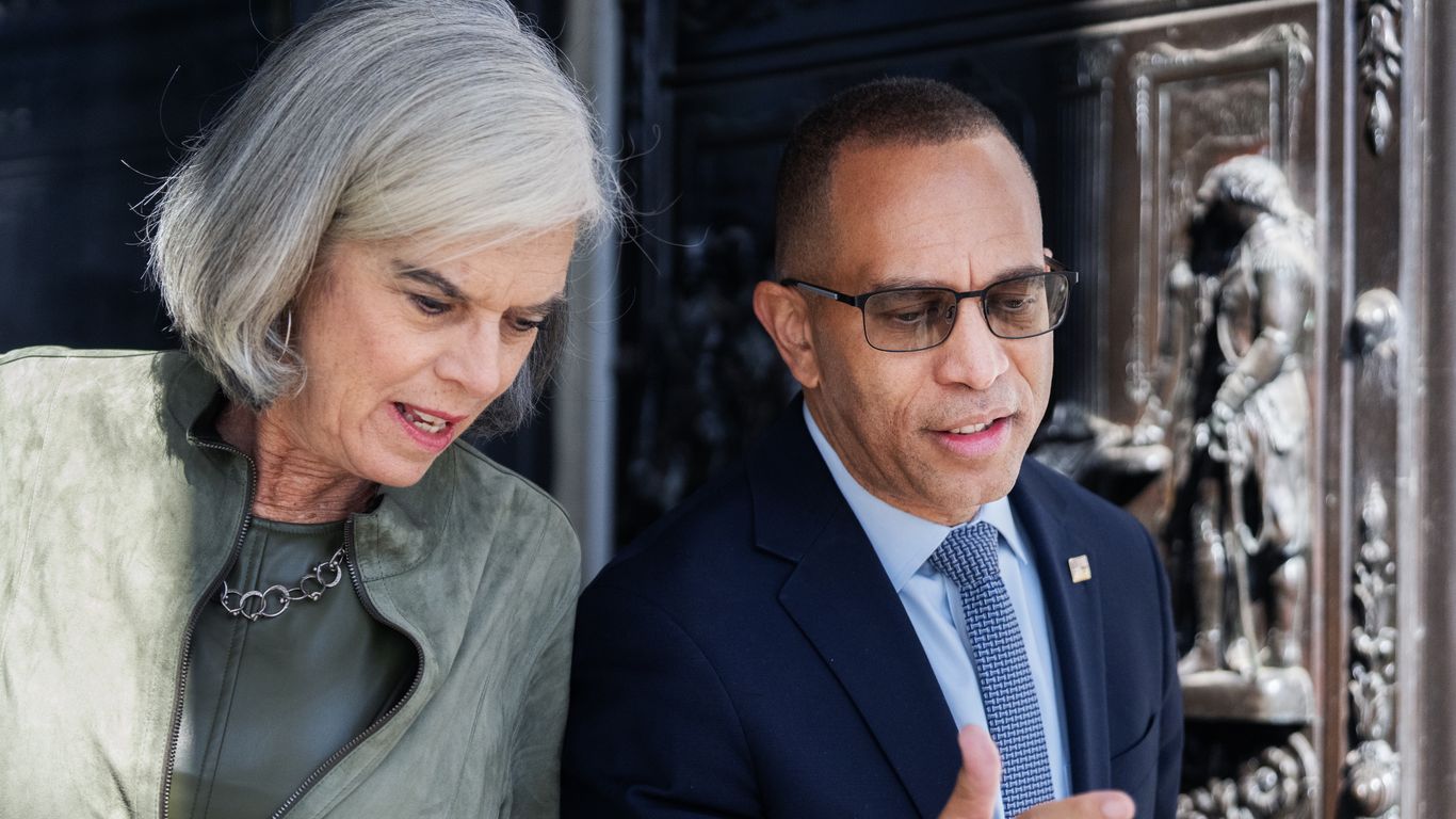 Inside House Democrats' behind-the-scenes food fight
