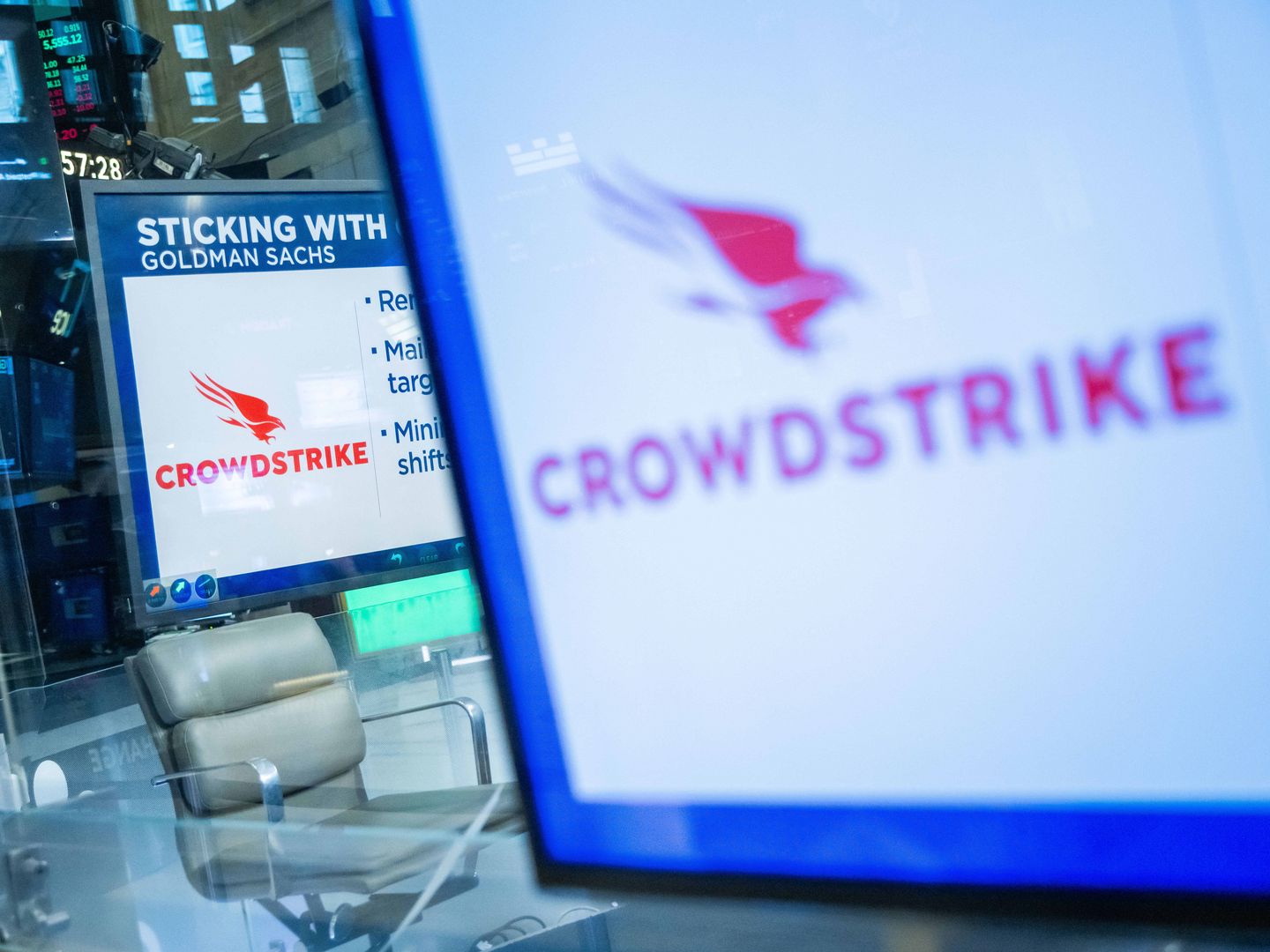 Crowdstrike Logo