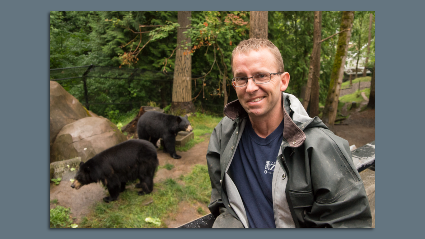 Oregon Zookeeper's Best Day In Portland Includes Dog Walking, The 