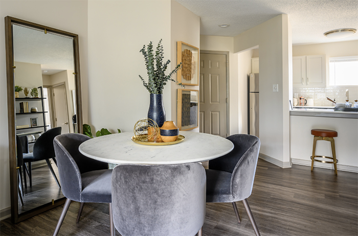 Retreat at McAlpine Creek dining