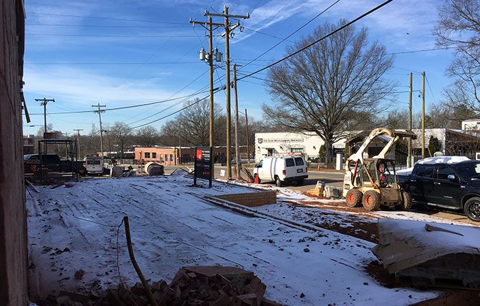 patio-at-queen-park-social-house