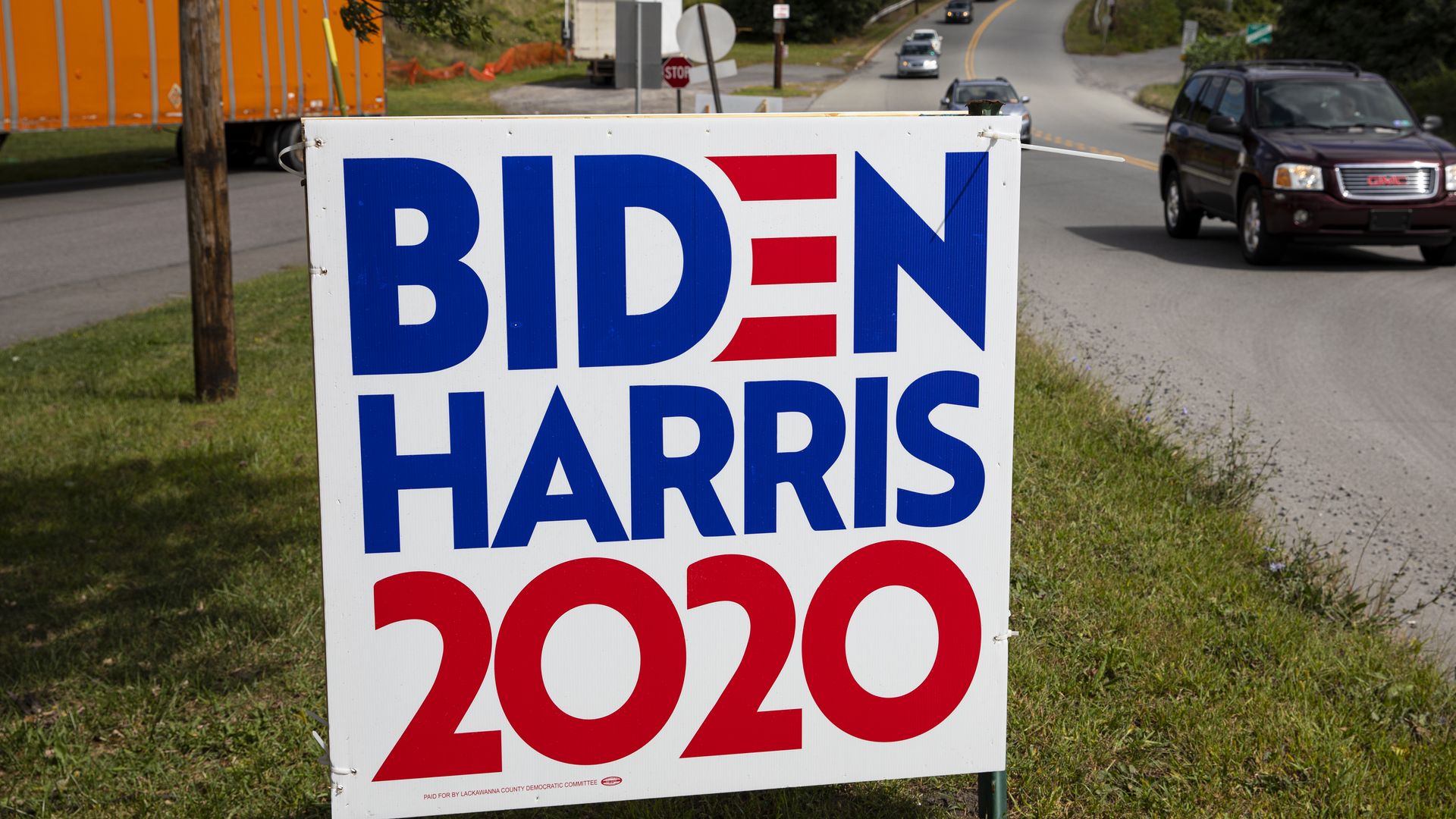 Biden Harris sign