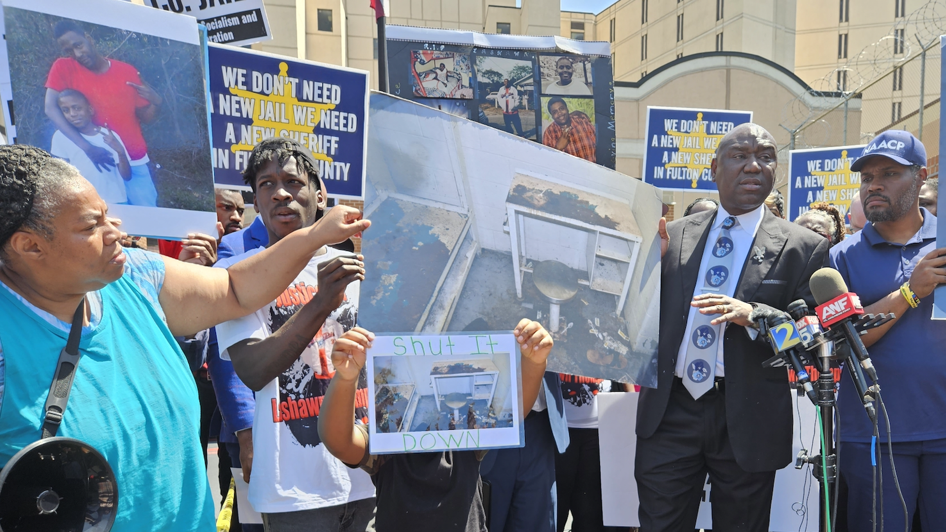 The family of LaShawn Thompson, attorney Ben Crump and NAACP Georgia President Gerald Griggs at a press conference denouncing the conditions at the Fulton County Jail.
