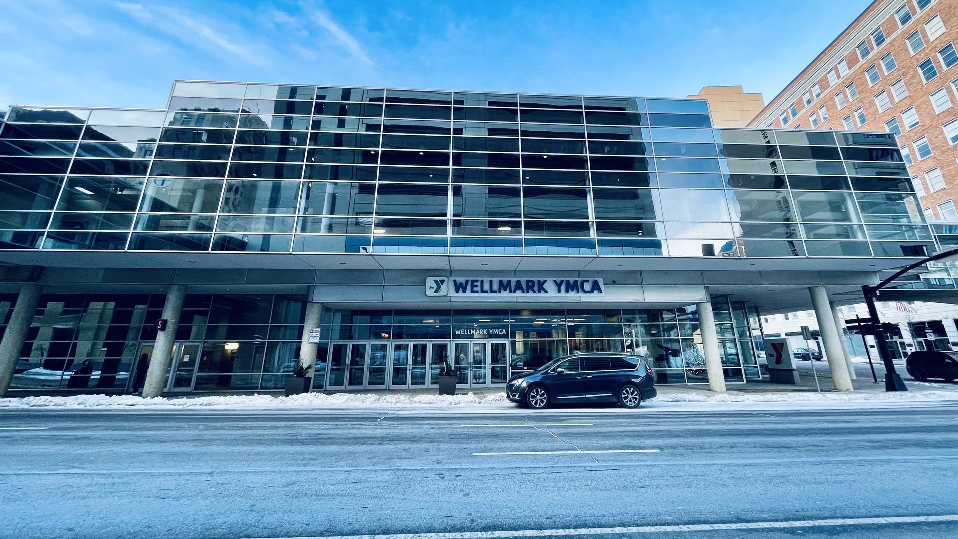 A photo of the downtown Des Moines YMCA.