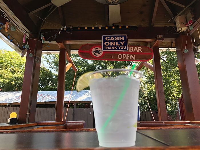 thomas street outside bar