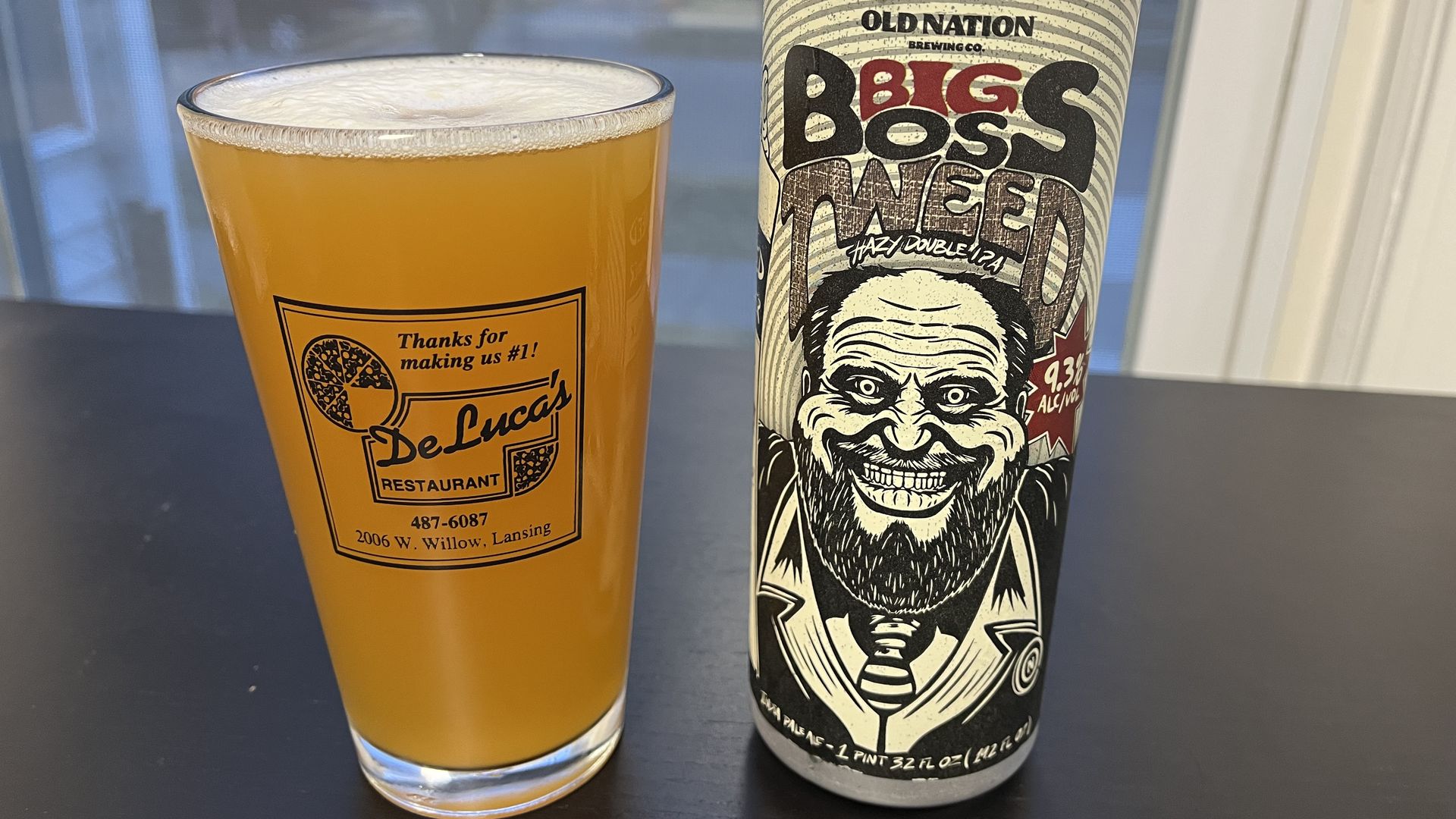 A pint of Old Nation's Boss Tweed. Photo: Joe Guillen/Axios 
