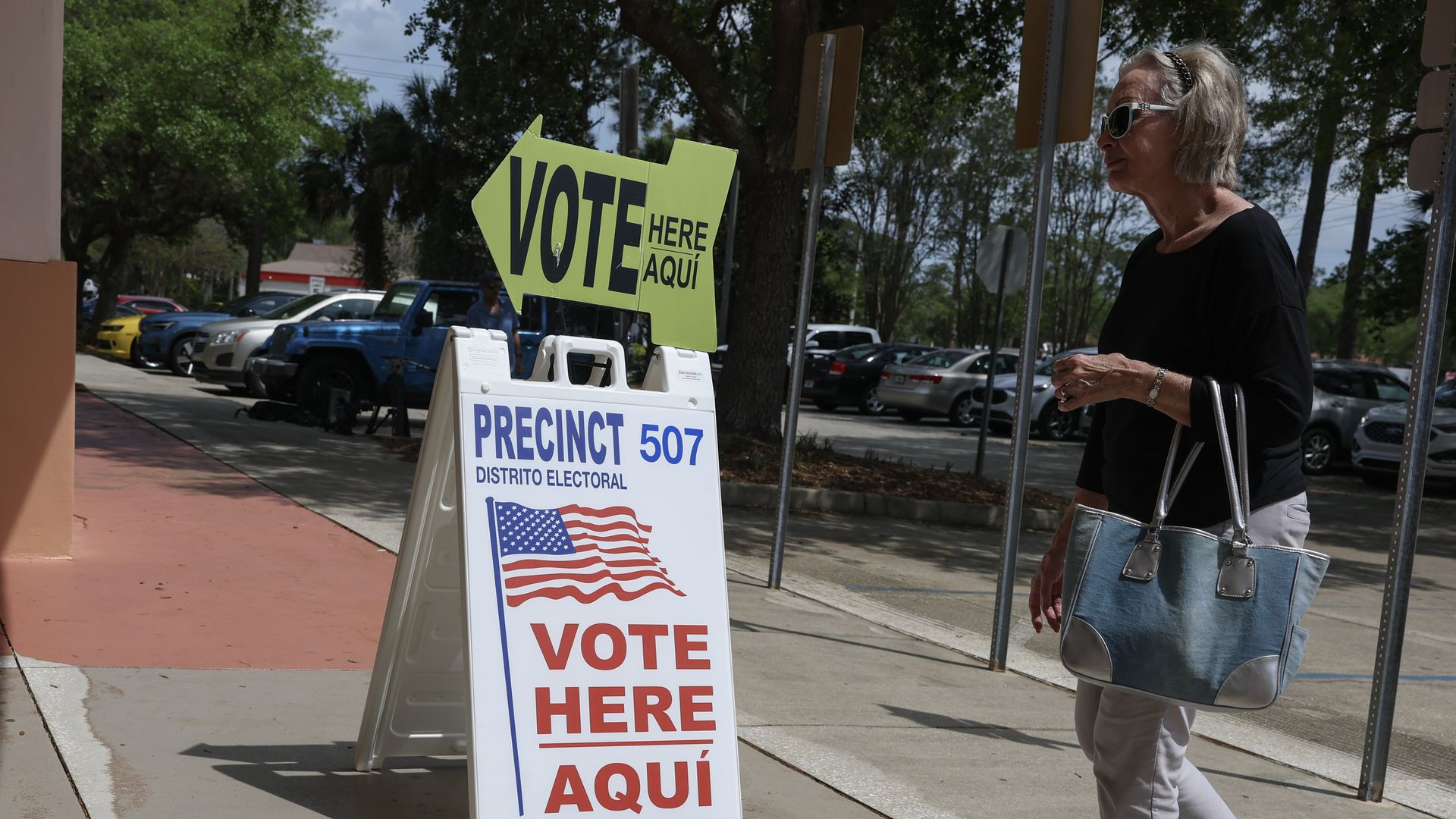 Florida voting booth sign 