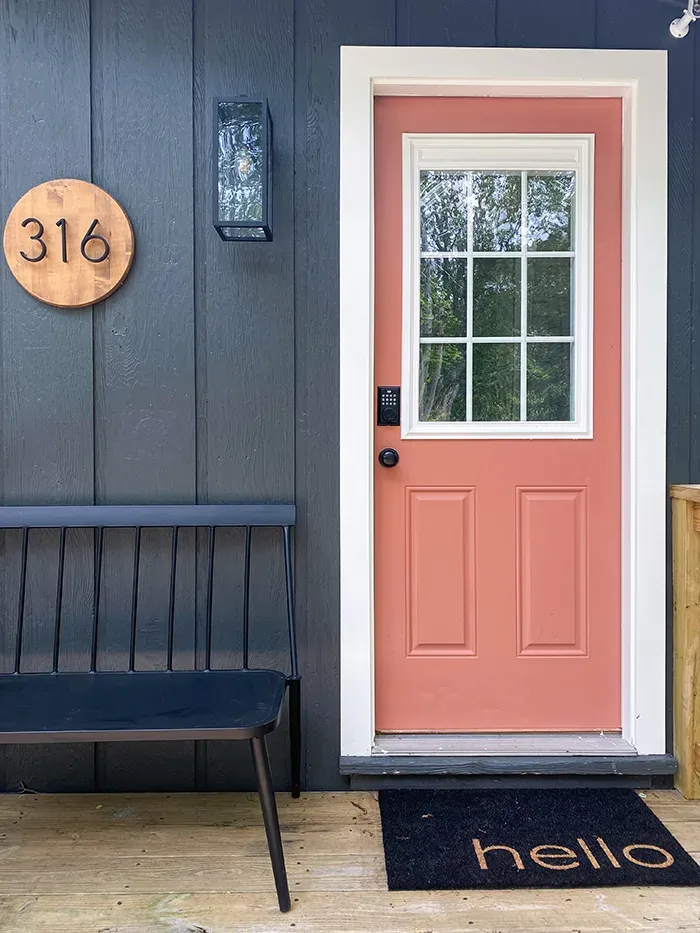 Airnbnb mountain house door