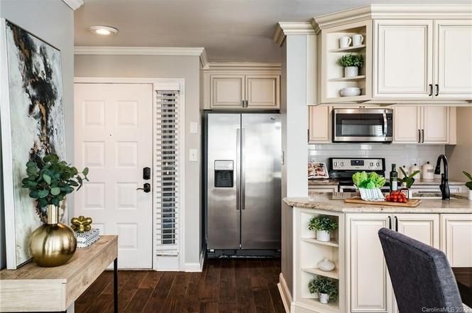 226 Queens Rd #71 kitchen