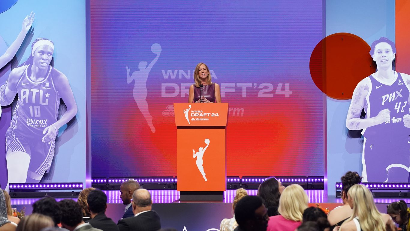 WNBA to launch full-time charter flights for teams