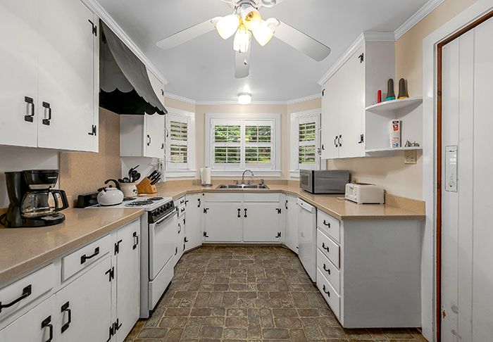 Billy Graham's house for sale Montreat NC kitchen