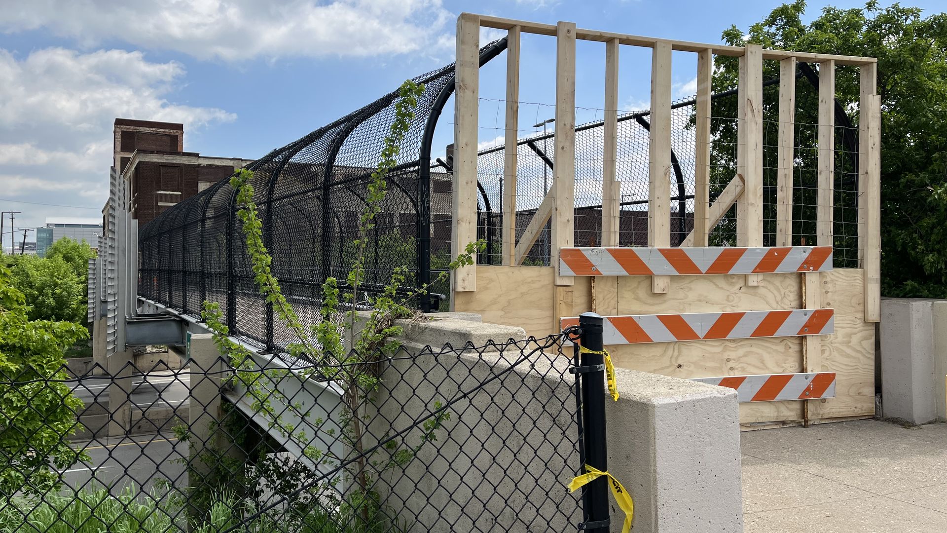 Pedestrian bridge over the Lodge freeway at Spruce Street.