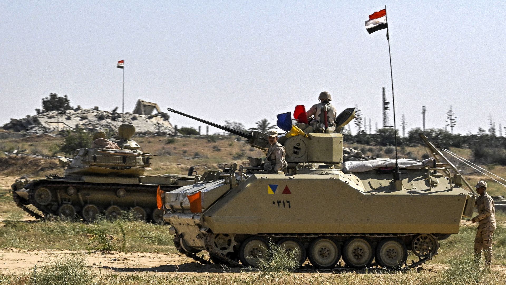 Tank with egyptian flags