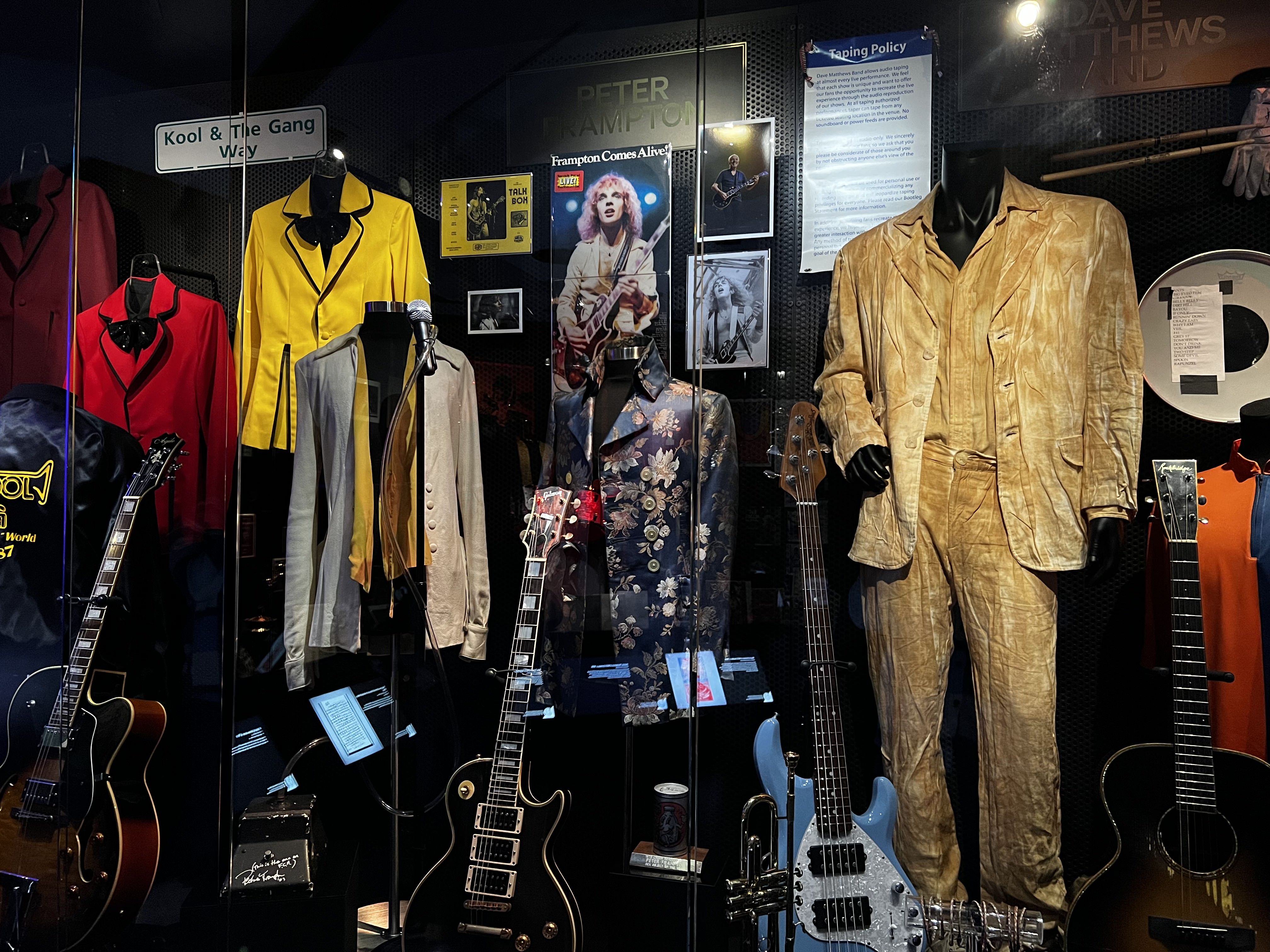 コレクション The Rock & Roll Connections ROCK 'N' ROLL [XCD136] | Extreme Music