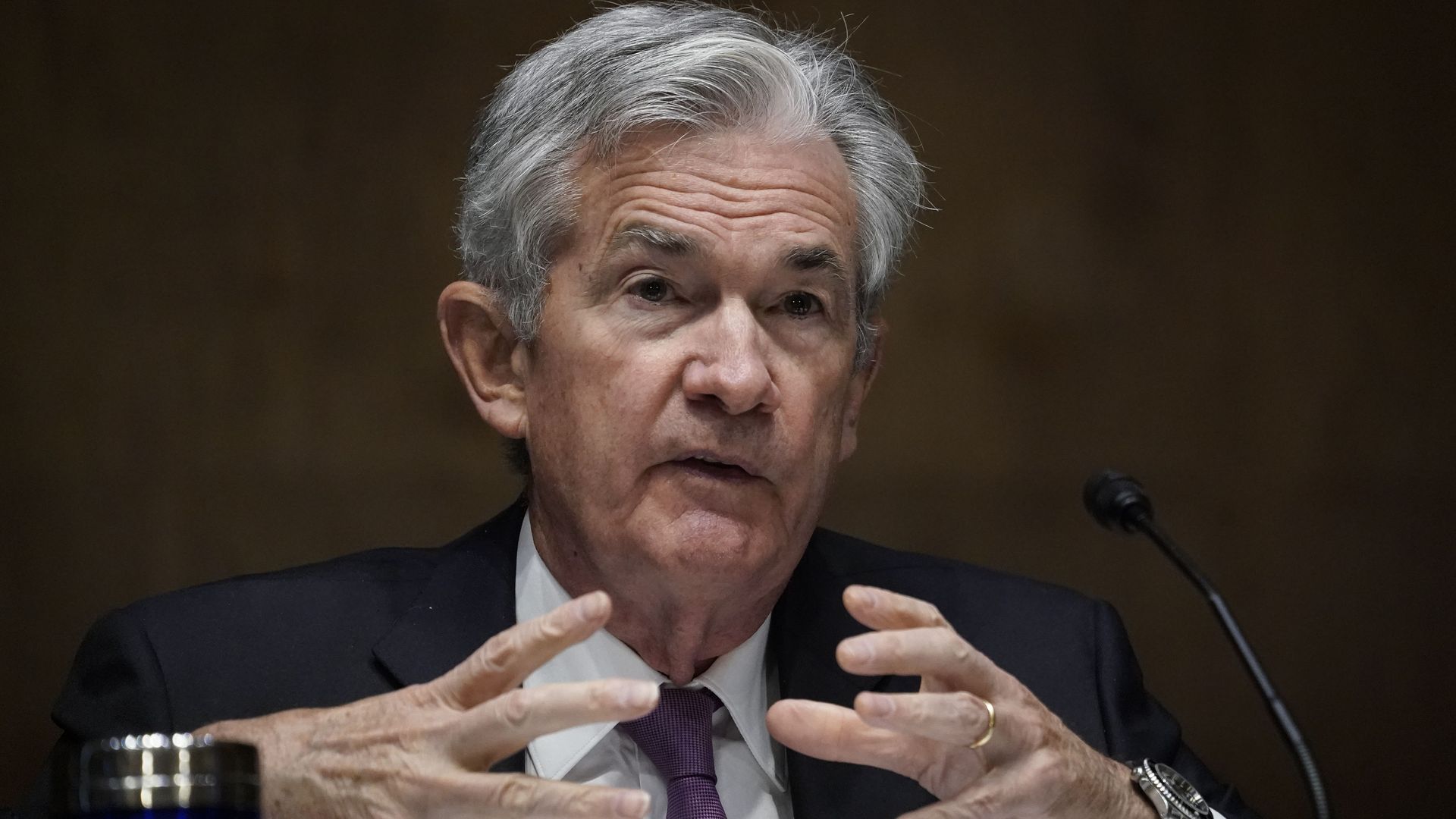 Jerome Powell speaking at a Congressional hearing