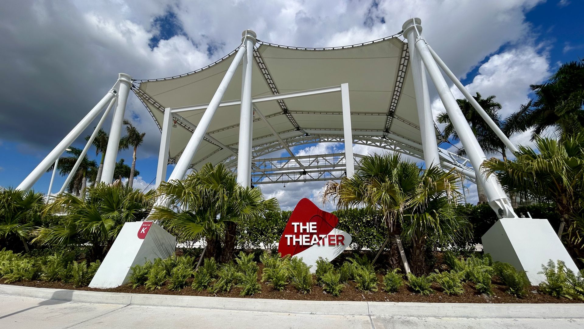 The front of Doral Amphitheater. 