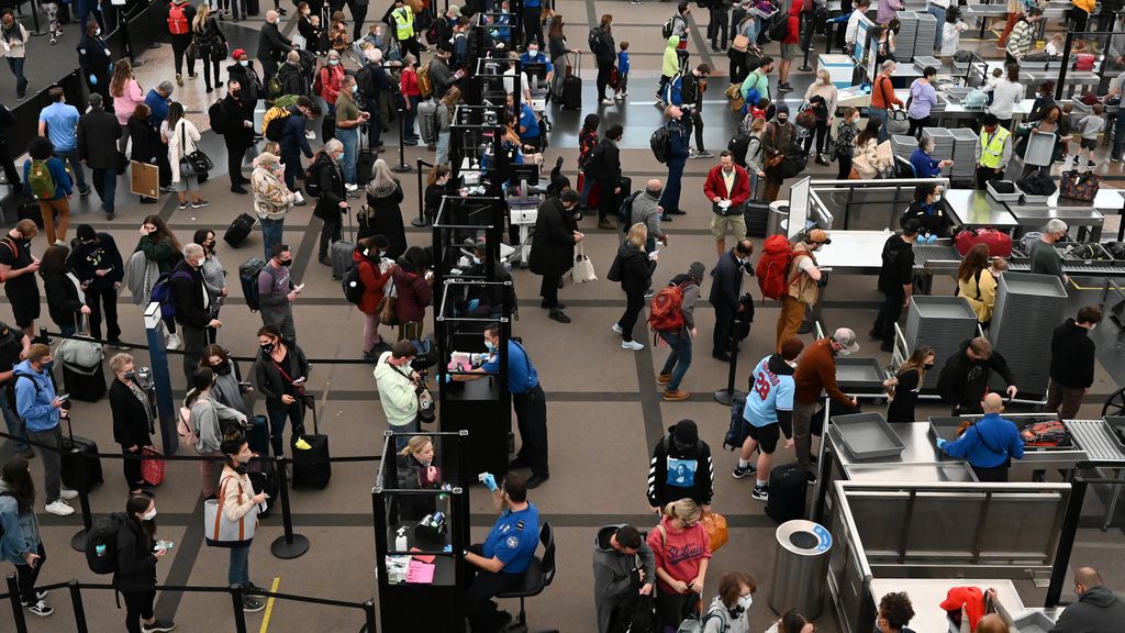 What Thanksgiving Travel Will Look Like At Denver International Airport ...