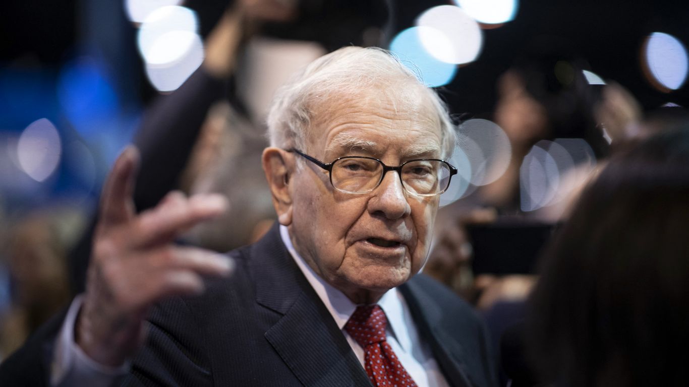 Warren Buffett steps down as Berkshire Hathaway chairman